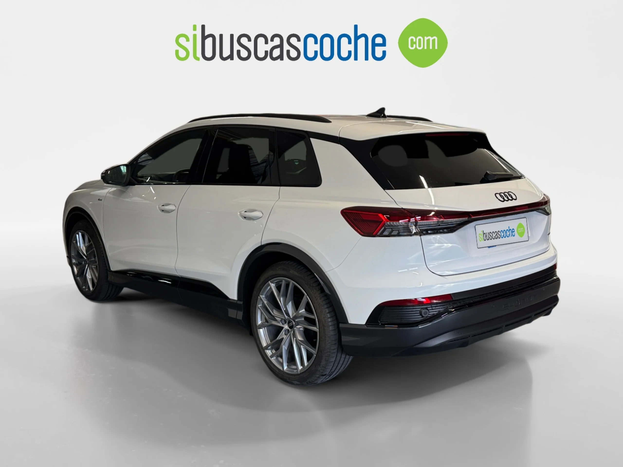 AUDI Q4 E TRON BLACK LINE 55 E TRON QUATTRO 250KW 82KWH - Foto 2