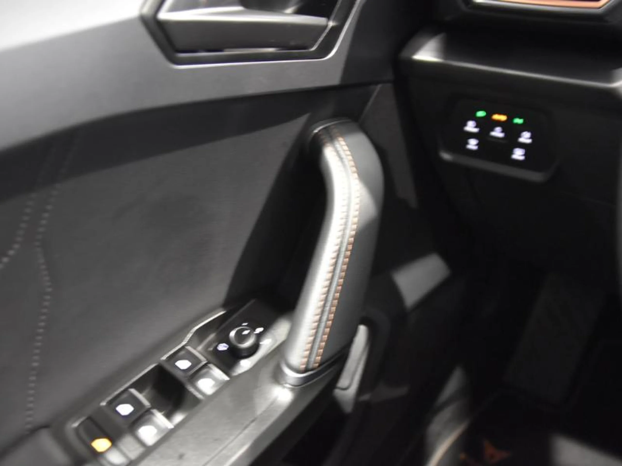 CUPRA LEON SP 1.5 ETSI 110KW (150CV) DSG - Foto 17