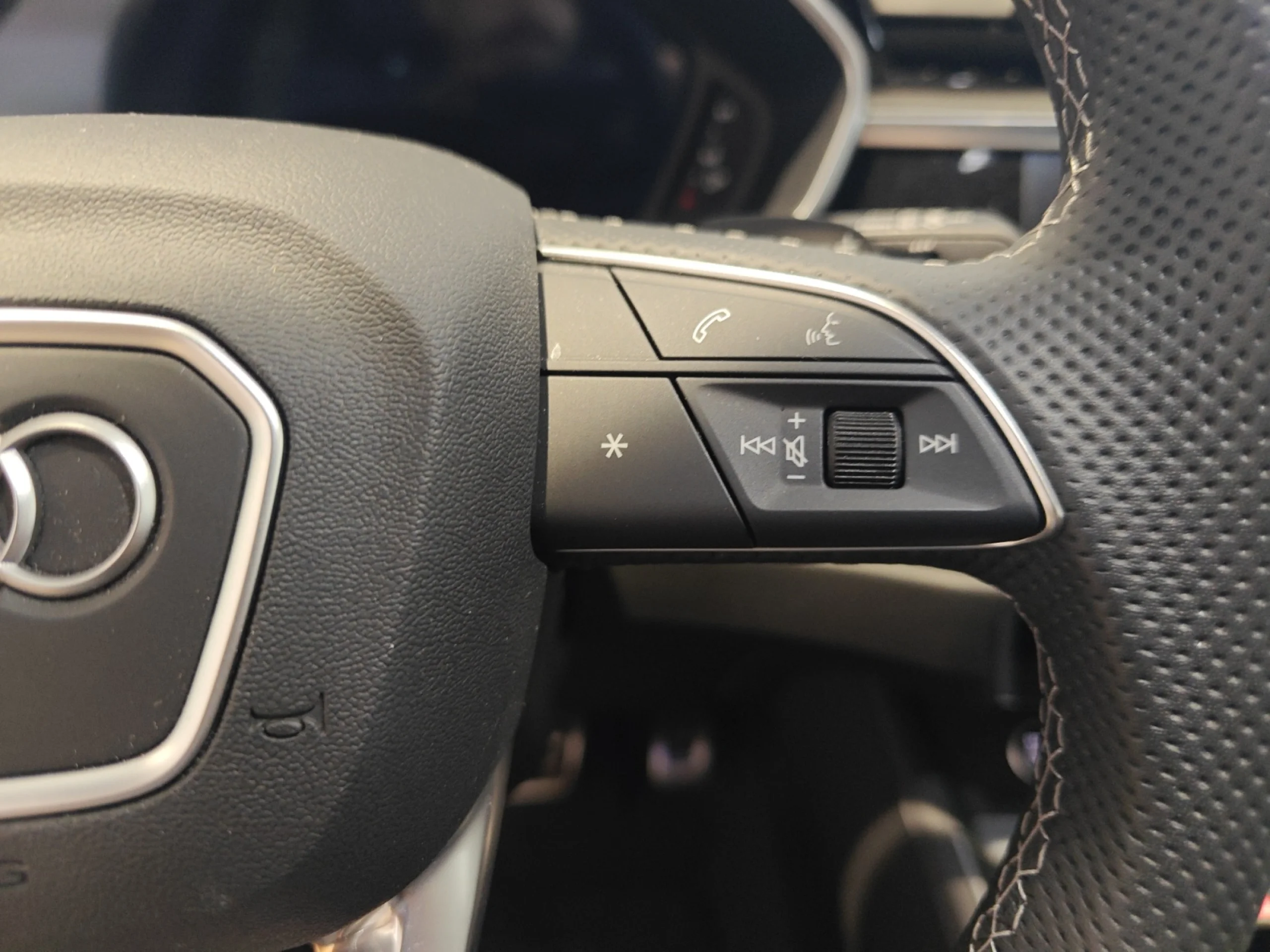 AUDI Q3 SPORTBACK BLACK LINE 35 TDI 110KW (150CV) S TRONIC - Foto 13