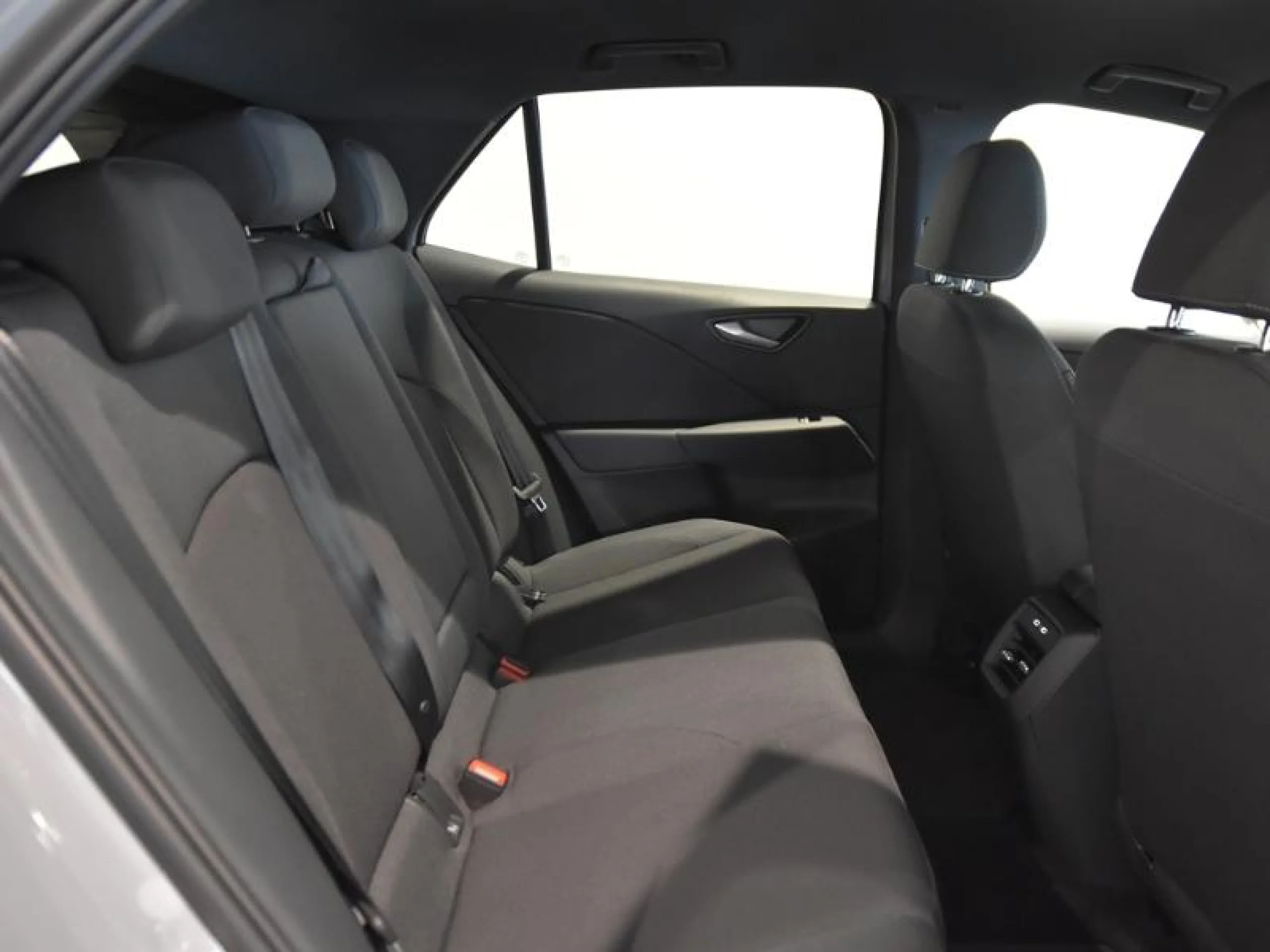 VOLKSWAGEN ID.3 ID.3 NEO LIFE   125 KW (170 CV) 50 KWH AUTOMÁTICO 1 VEL. - Foto 6