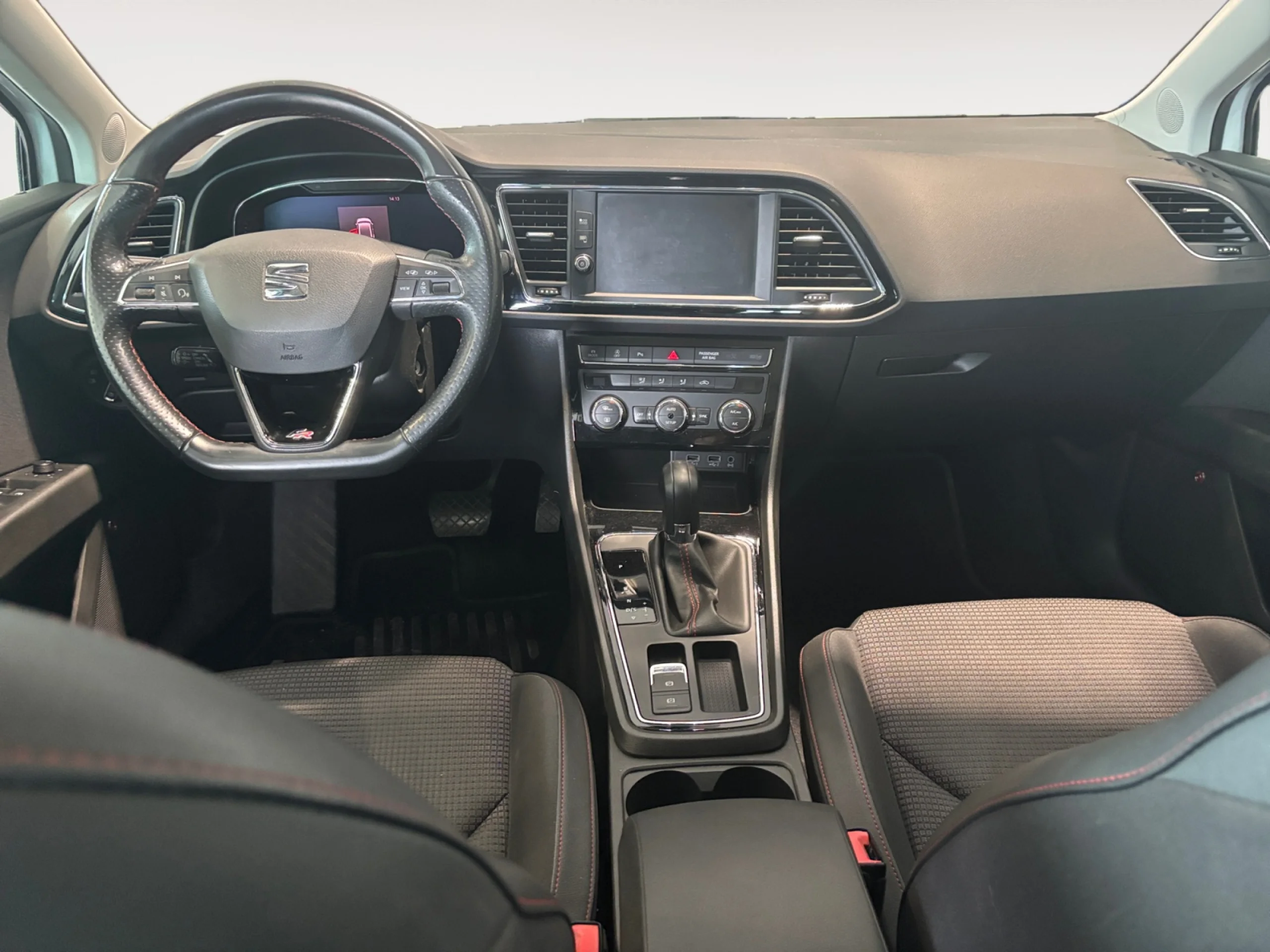 SEAT LEON ST 2.0 TDI 110KW DSG 7 ST - Foto 4