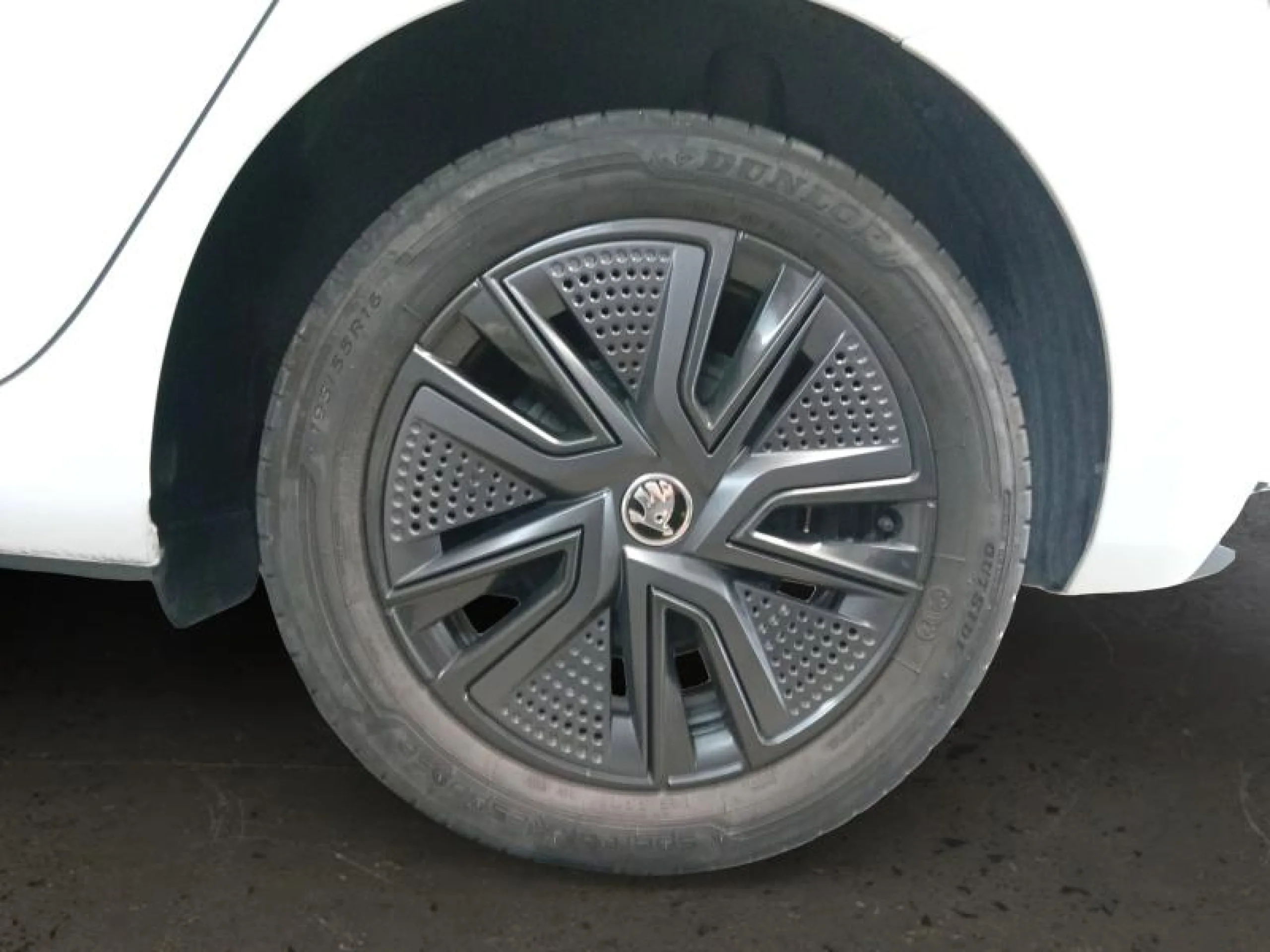SKODA FABIA 1.0 TSI 70KW (95CV) STYLE - Foto 8