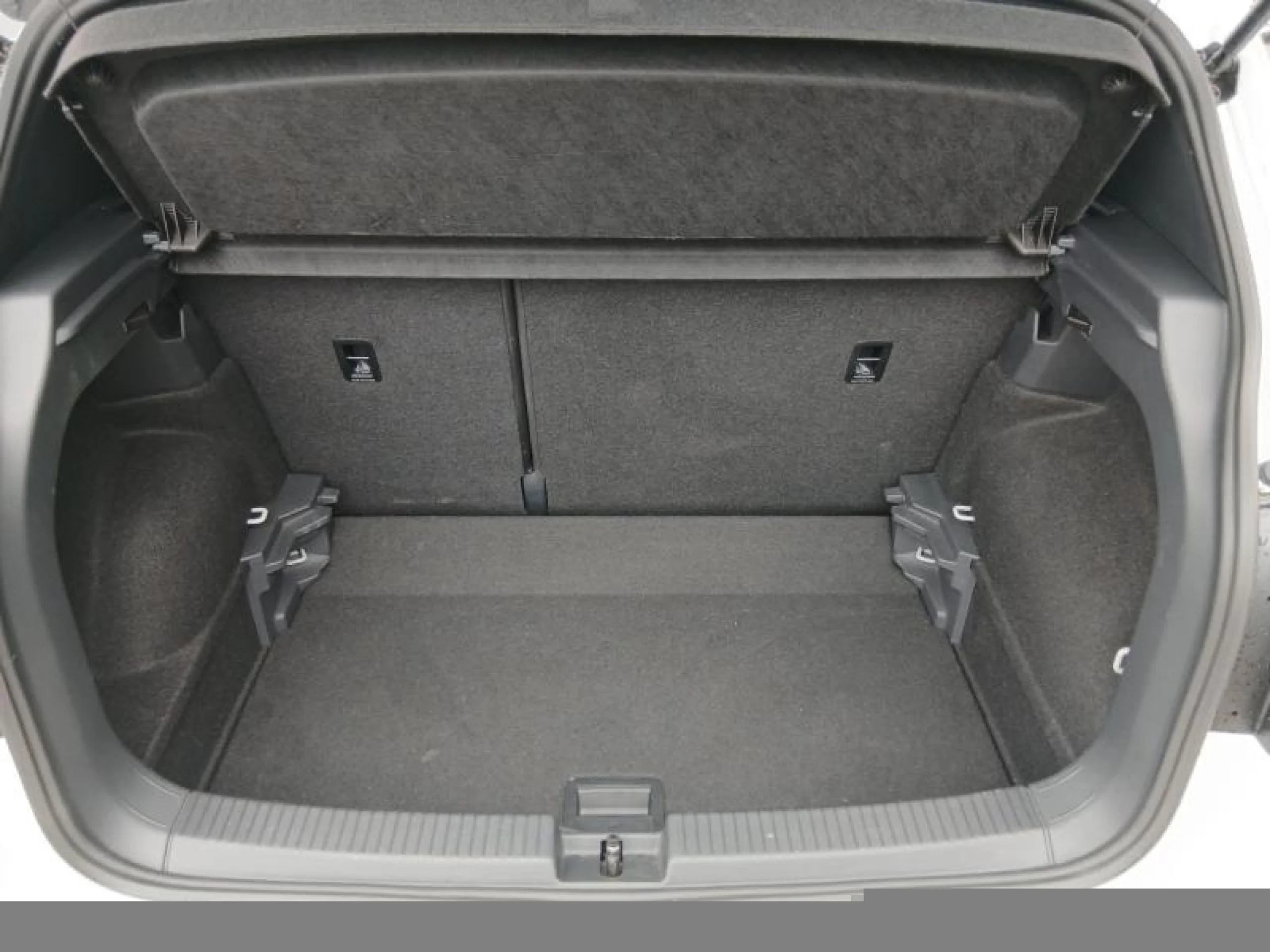 VOLKSWAGEN T CROSS R LINE 1.0 TSI 85KW (115CV) DSG - Foto 7