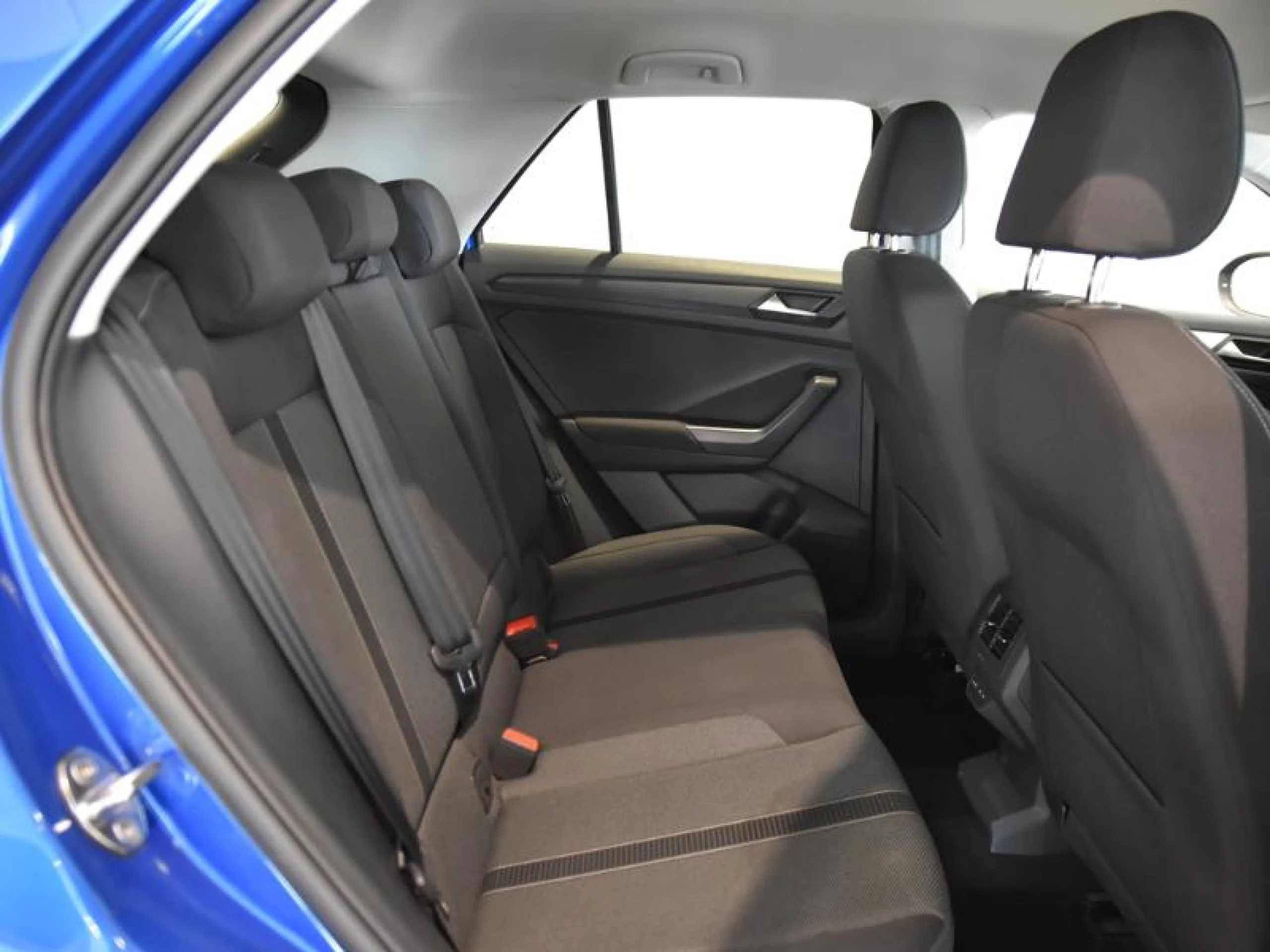 VOLKSWAGEN T ROC LIFE 1.0 TSI 85KW (115CV) - Foto 6