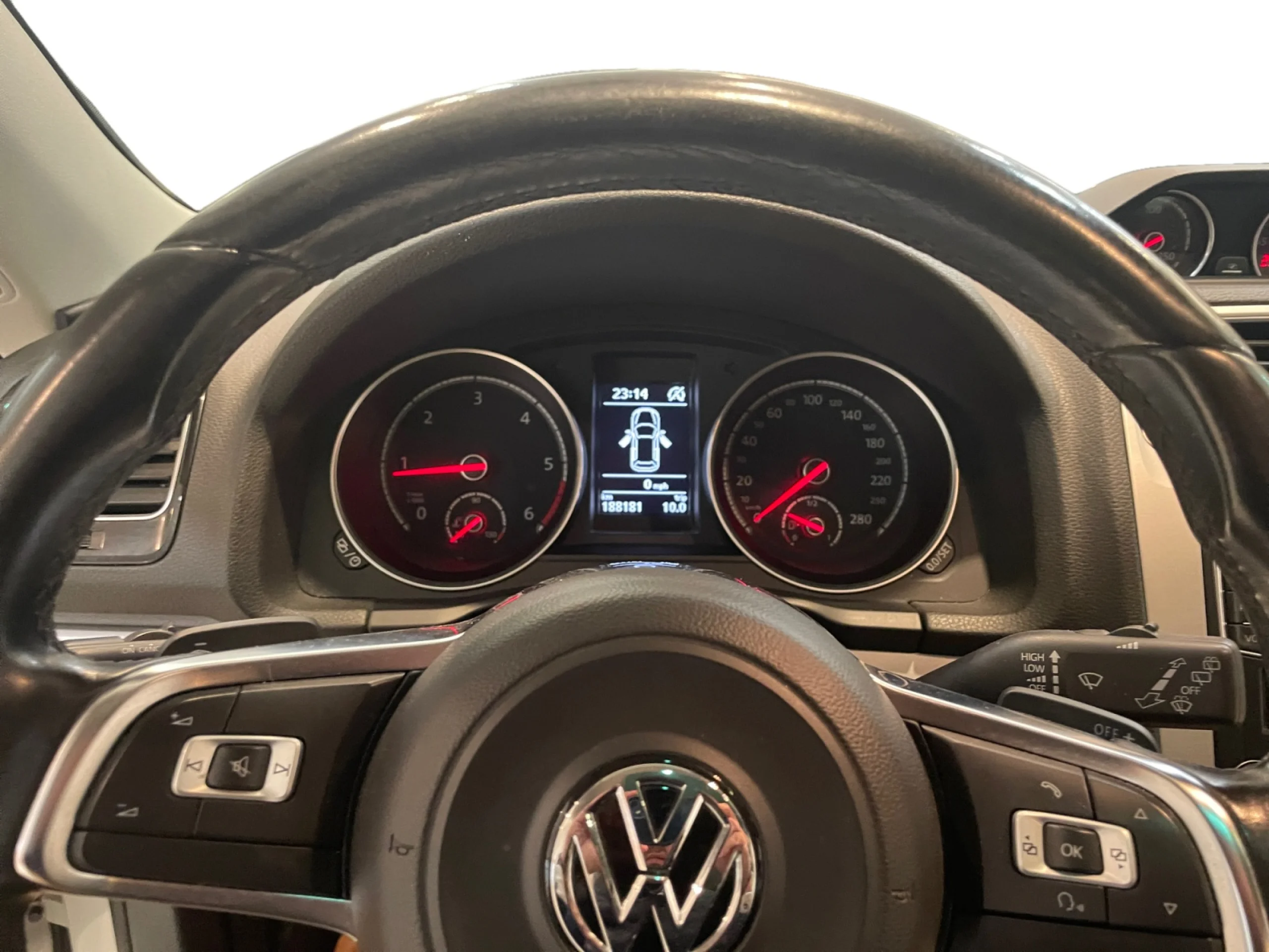 VOLKSWAGEN SCIROCCO R LINE 2.0 TDI 150CV DSG BMT - Foto 9