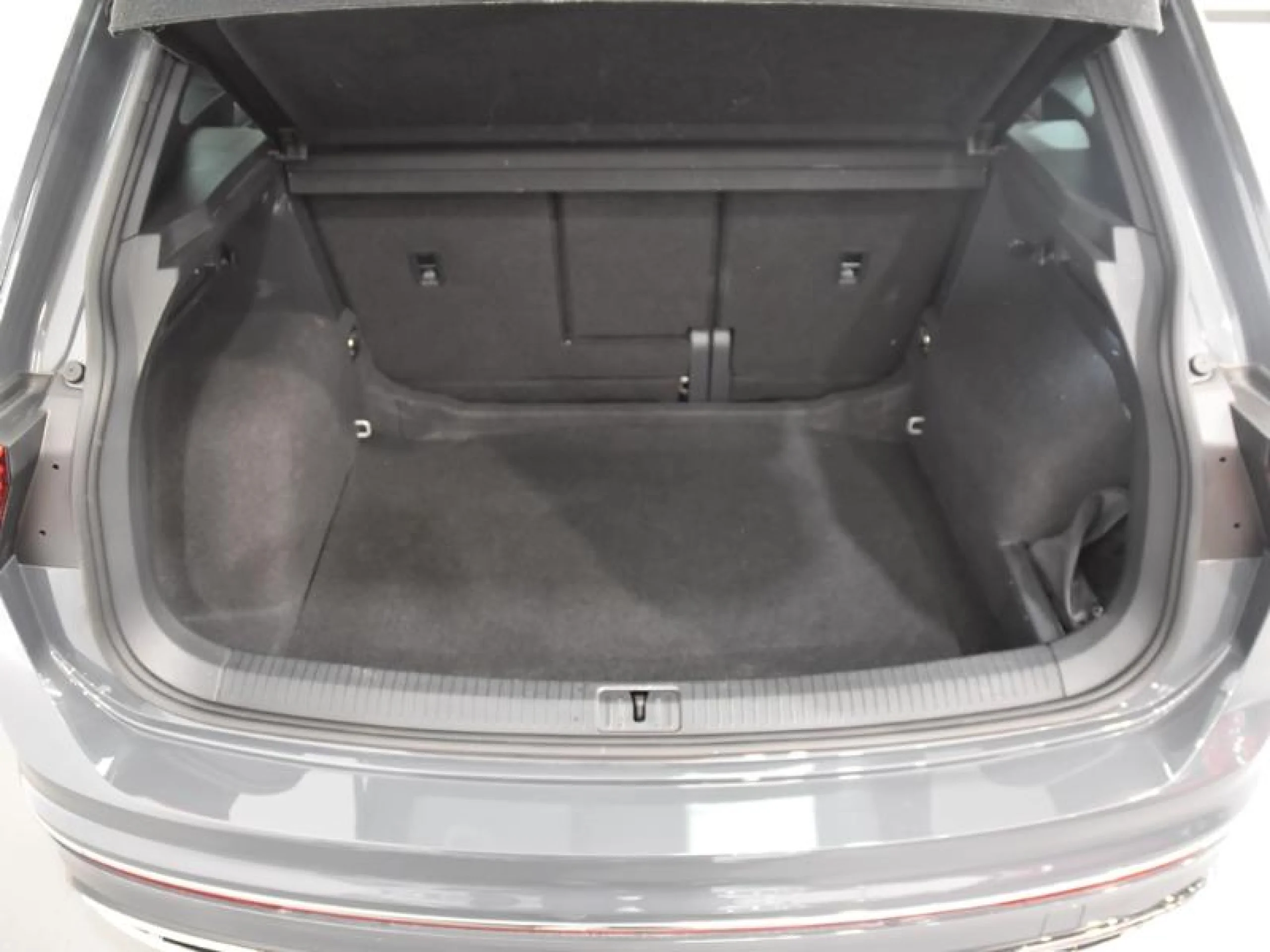 VOLKSWAGEN TIGUAN R LINE 2.0 TDI 110KW (150CV) DSG - Foto 8