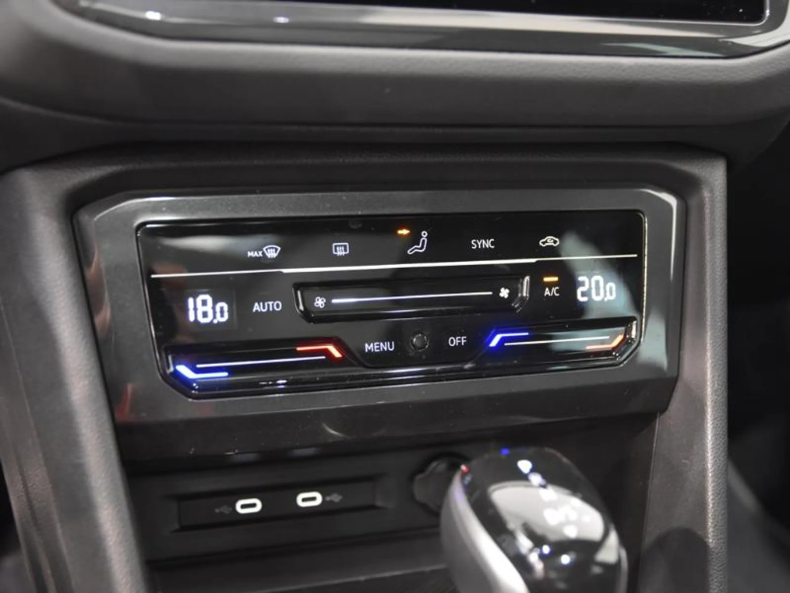 VOLKSWAGEN TIGUAN R LINE 2.0 TDI 110KW (150CV) DSG - Foto 12