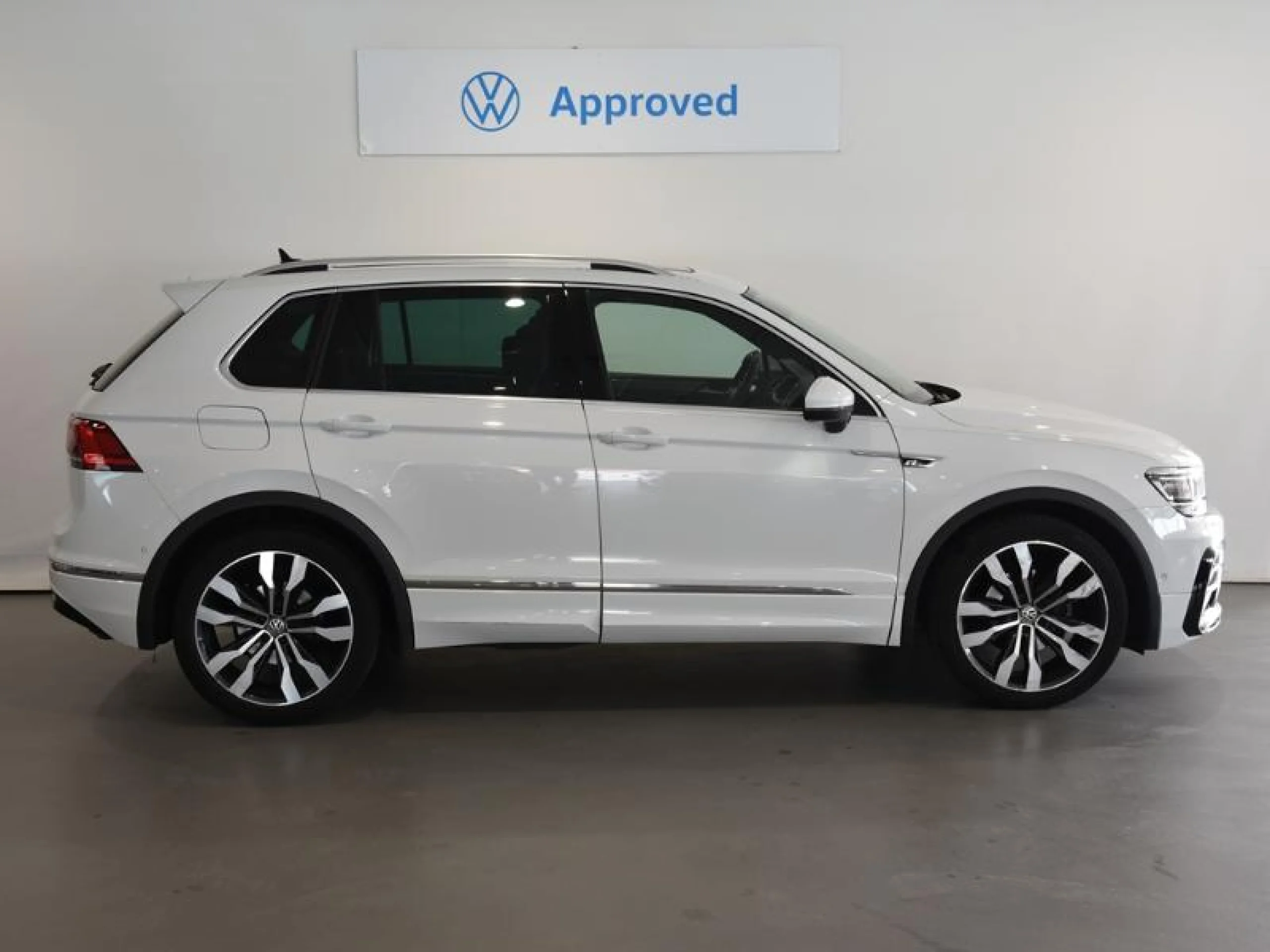 VOLKSWAGEN TIGUAN SPORT 2.0 TDI 110KW (150CV) DSG - Foto 3