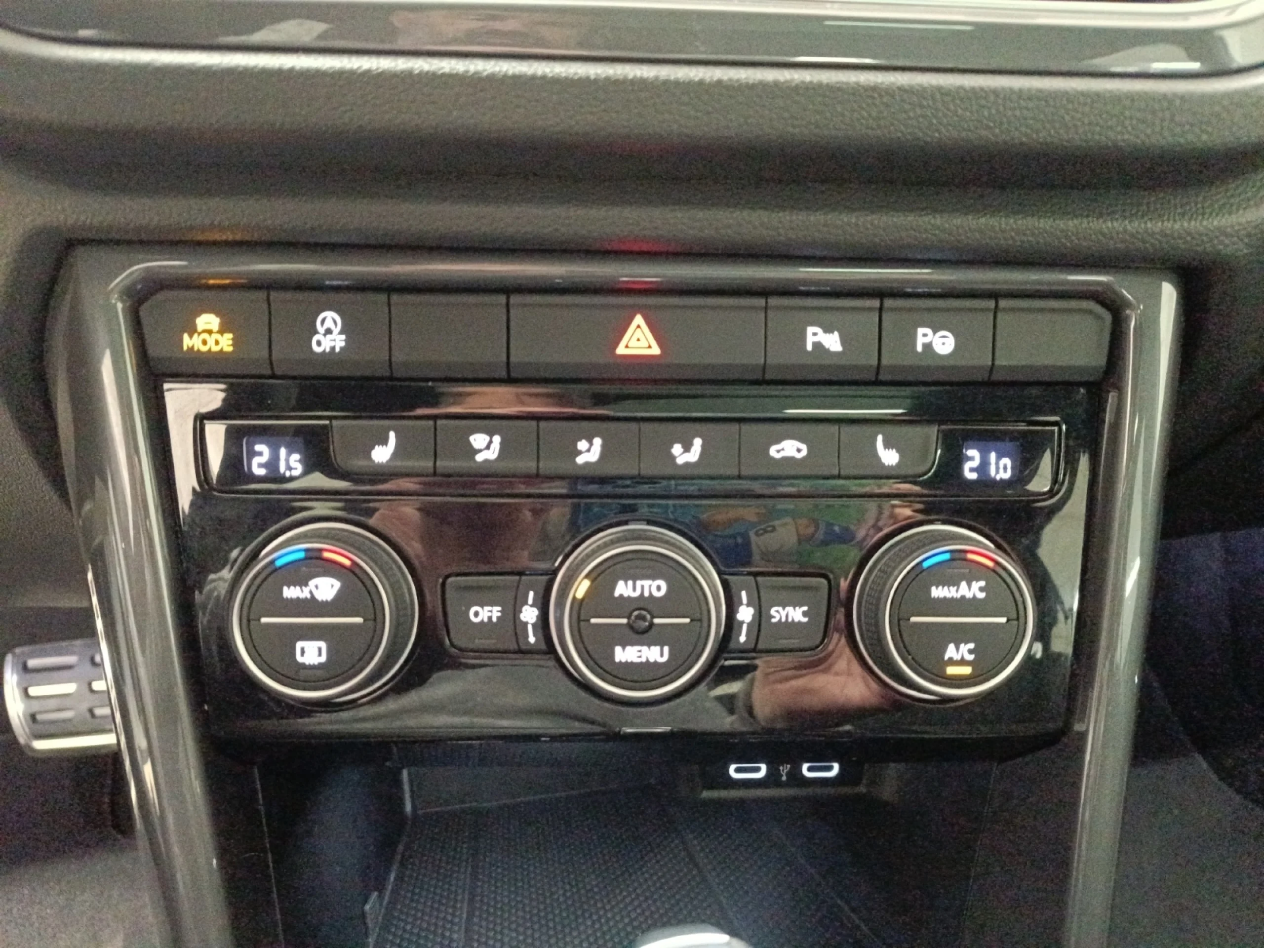 VOLKSWAGEN T ROC SPORT 1.5 TSI 110KW (150CV) DSG - Foto 19