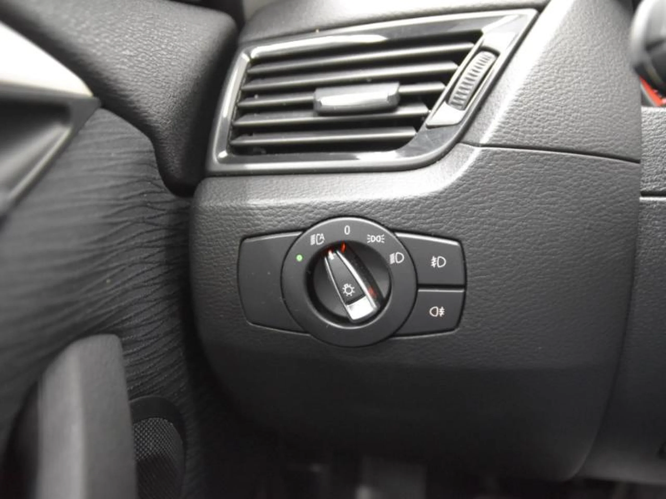 BMW X1 SDRIVE18D - Foto 18
