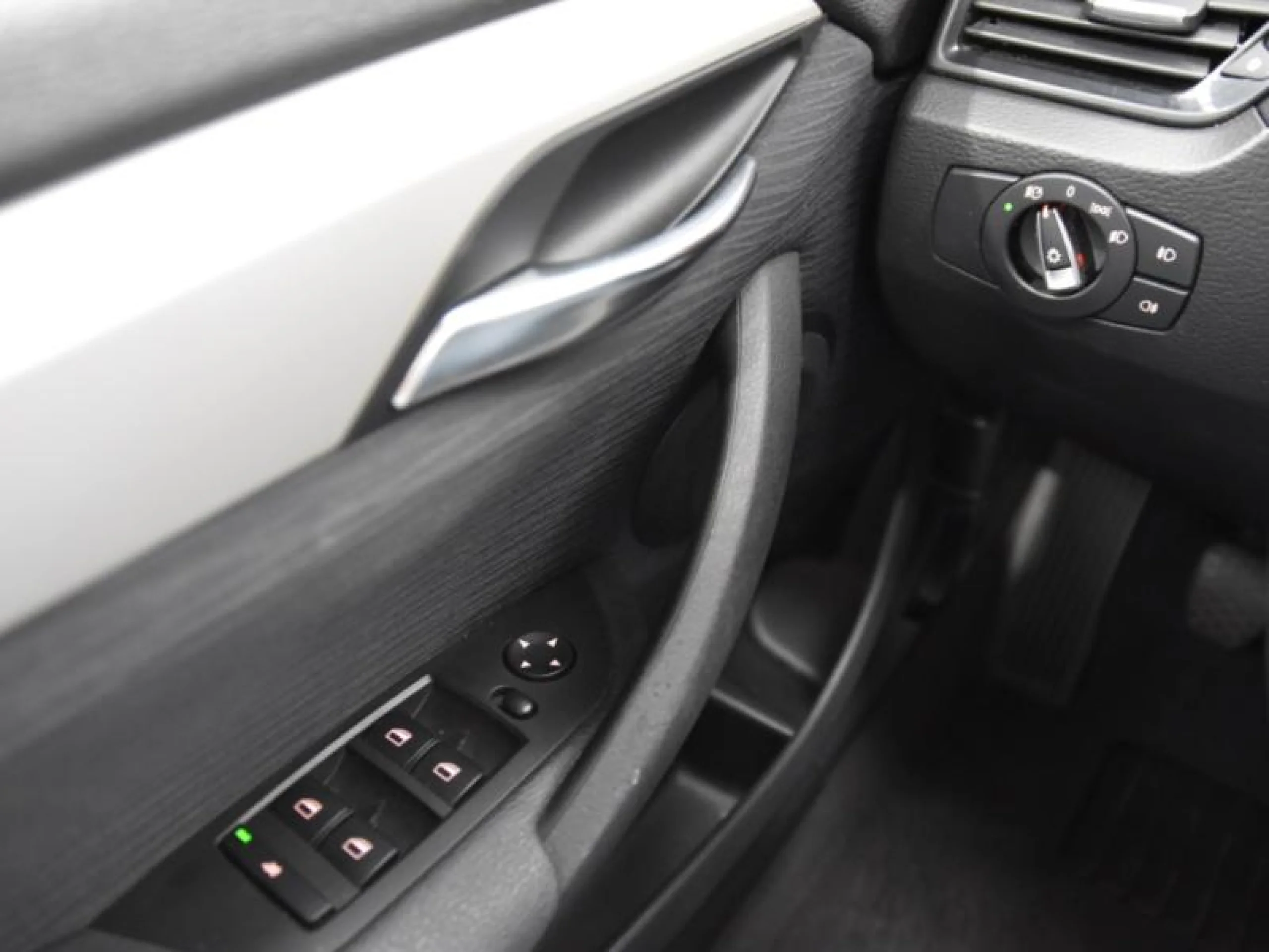BMW X1 SDRIVE18D - Foto 19
