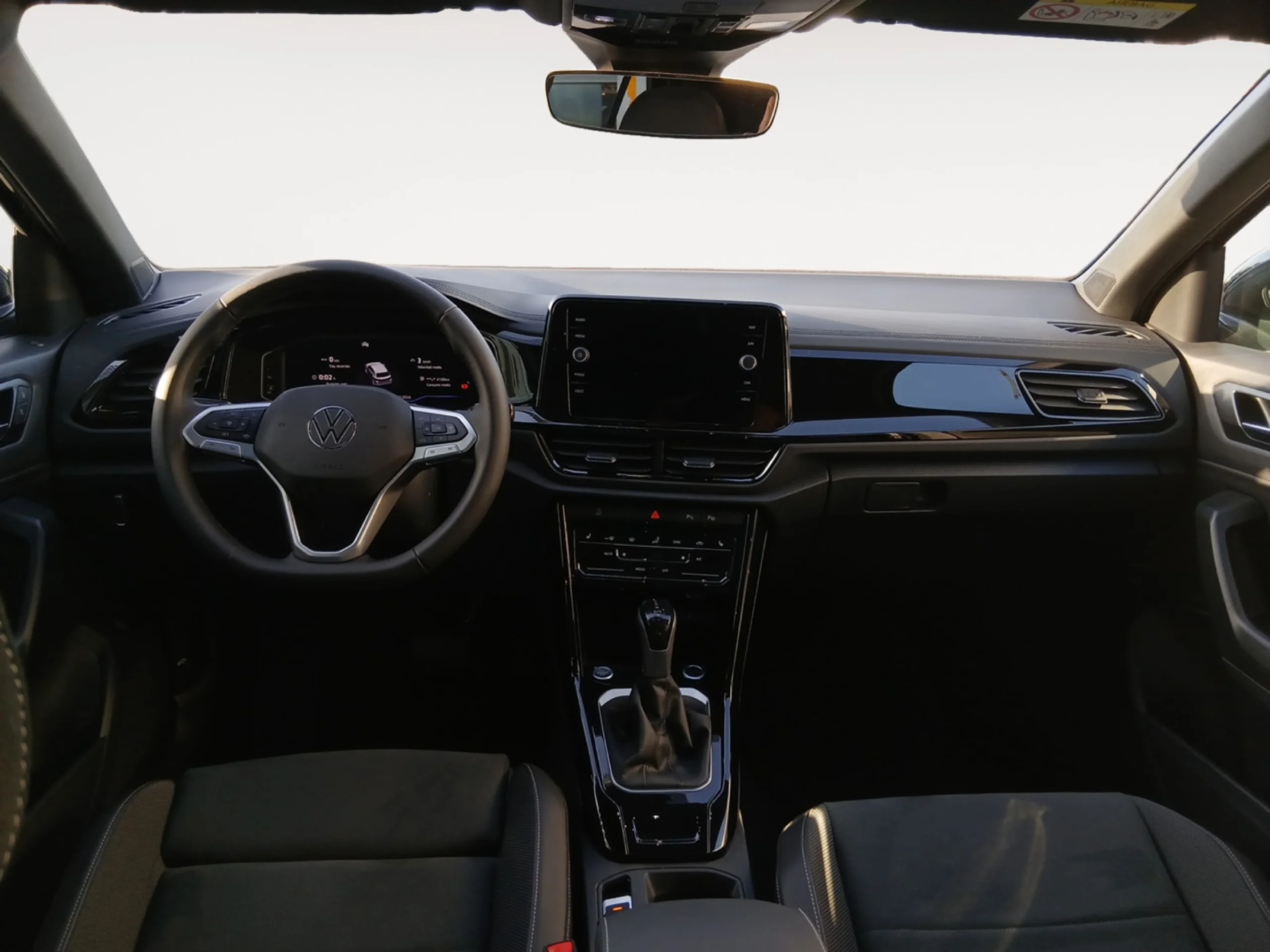 VOLKSWAGEN T ROC T ROC DARK LINE 1.5 TSI 110 KW (150 CV)  AUTOM TICO DSG 7 VEL. - Foto 4