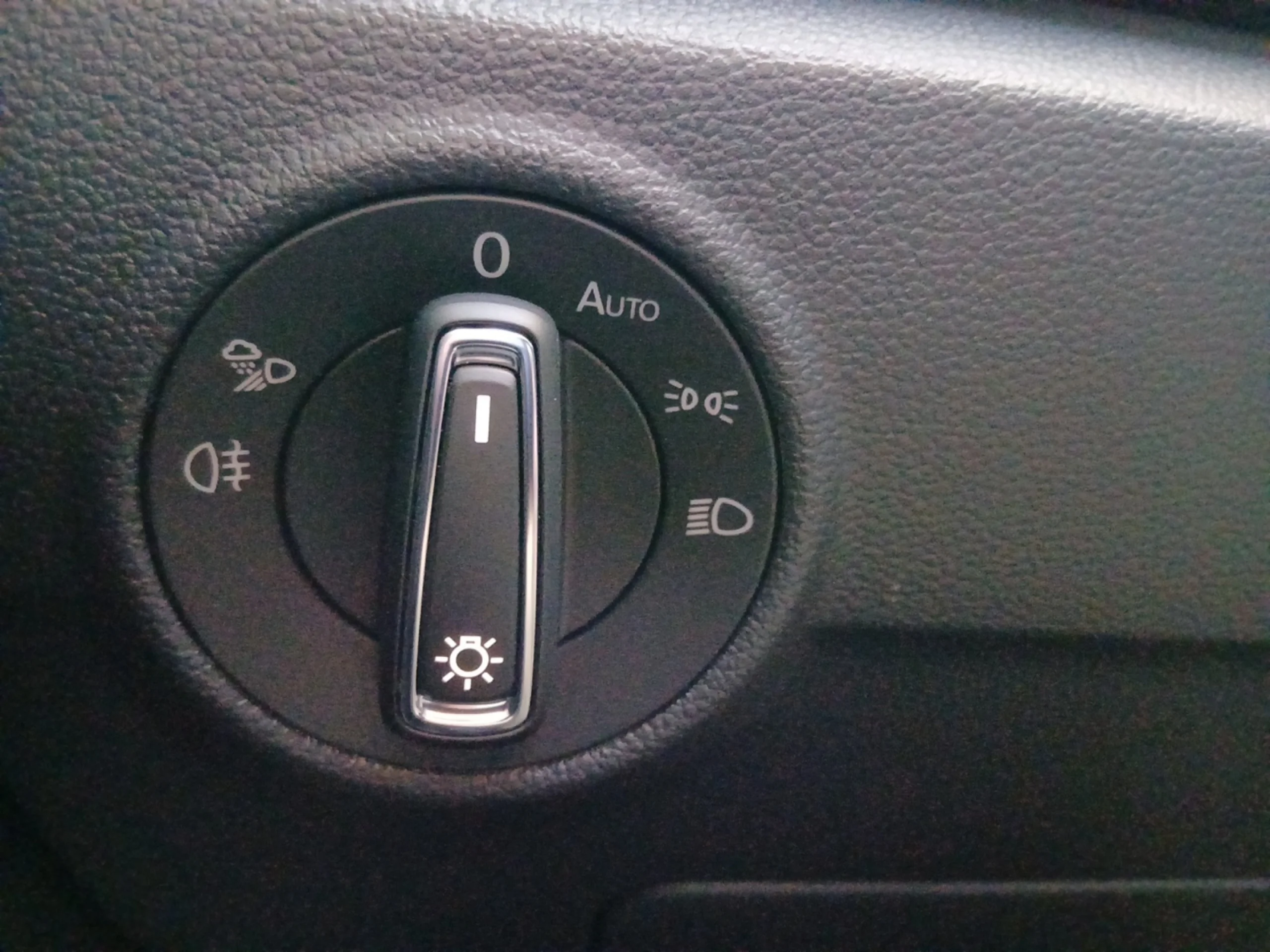 VOLKSWAGEN T ROC T ROC DARK LINE 1.5 TSI 110 KW (150 CV)  AUTOM TICO DSG 7 VEL. - Foto 13