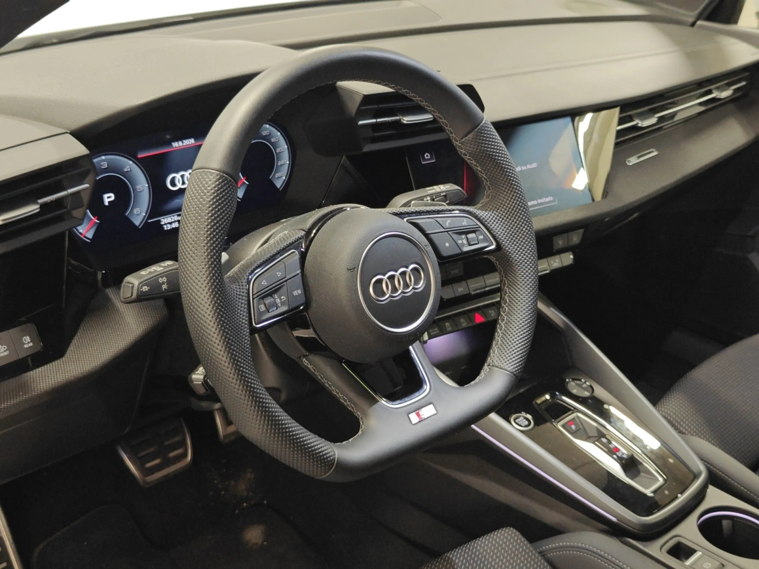 AUDI A3 SPORTBACK BLACK LINE 35 TDI 110KW S TRON - Foto 9