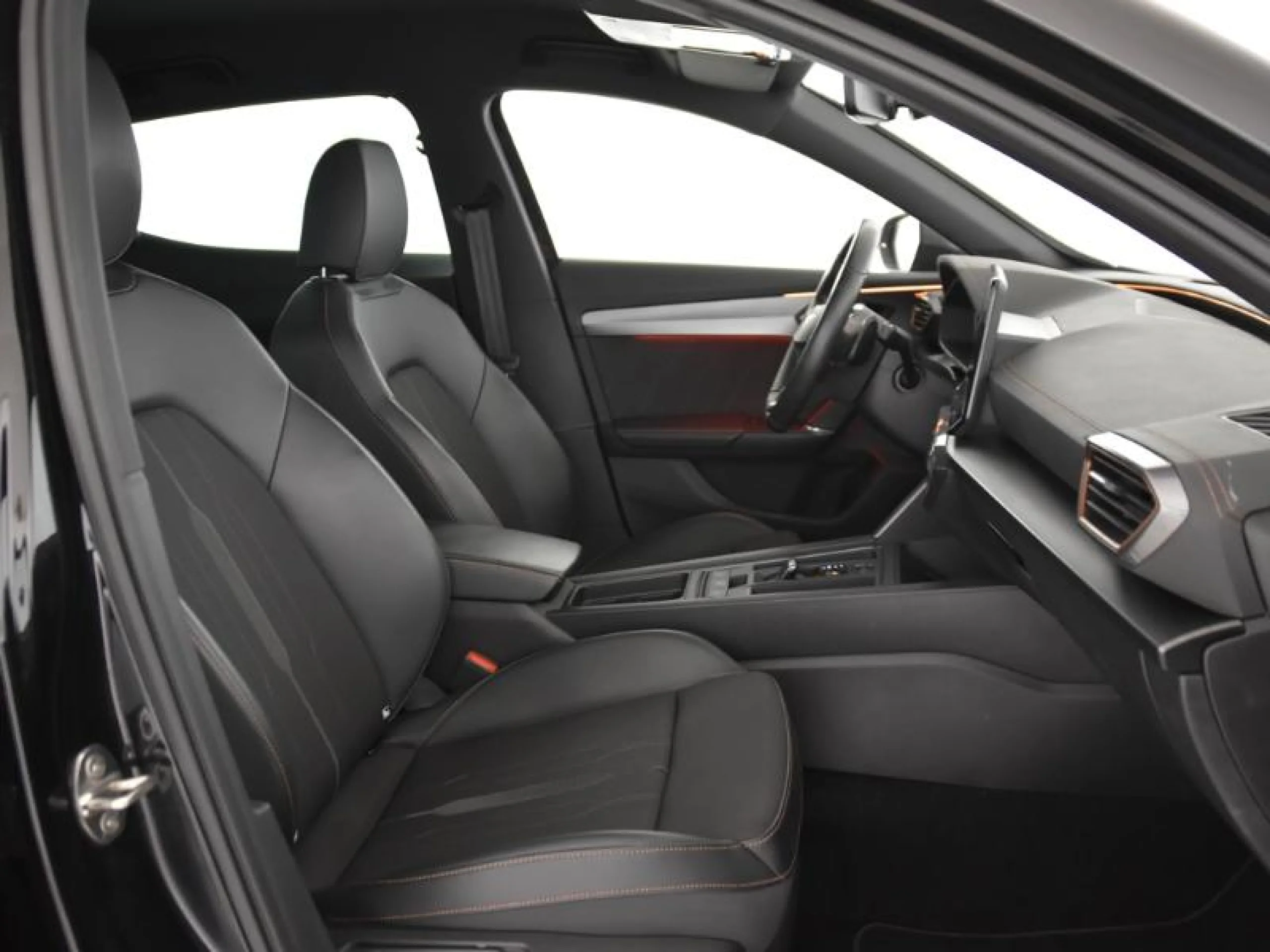 CUPRA FORMENTOR 1.5 TSI 110KW (150 CV) DSG - Foto 5