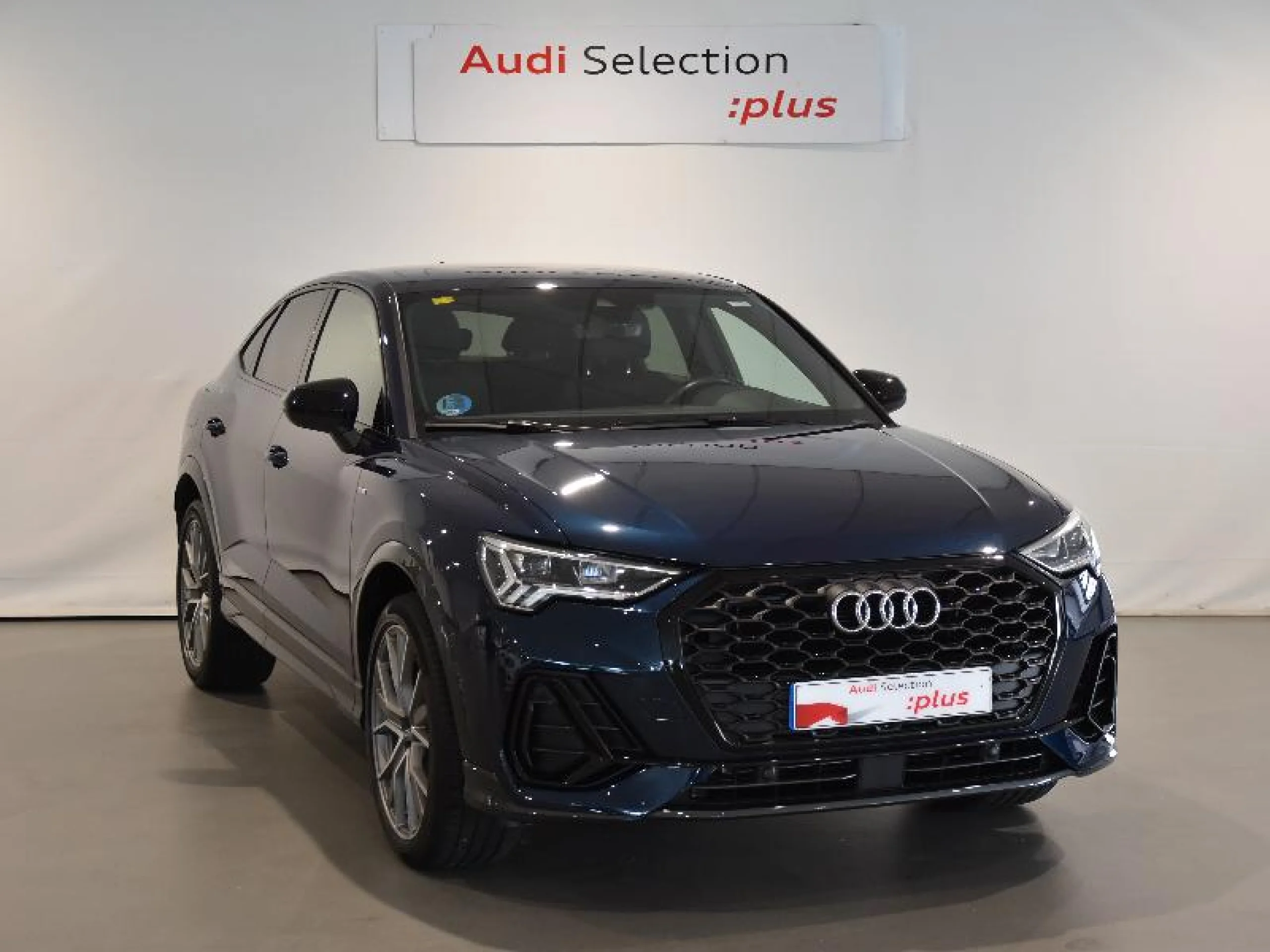 AUDI Q3 BLACK LINE 35 TFSI 110KW (150CV) S TRON - Foto 1