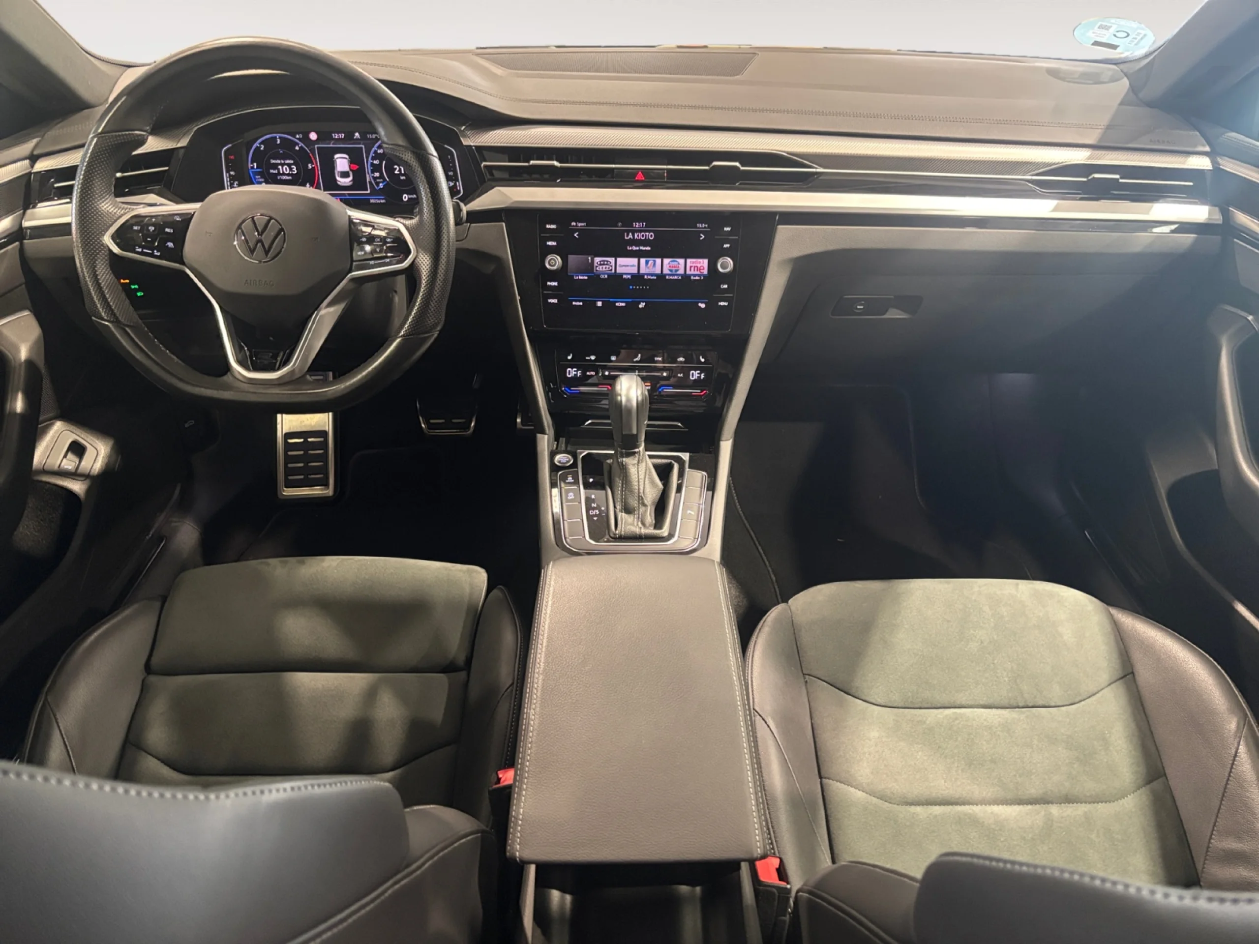 VOLKSWAGEN ARTEON R LINE 2.0 TDI 110KW (150CV) DSG - Foto 4