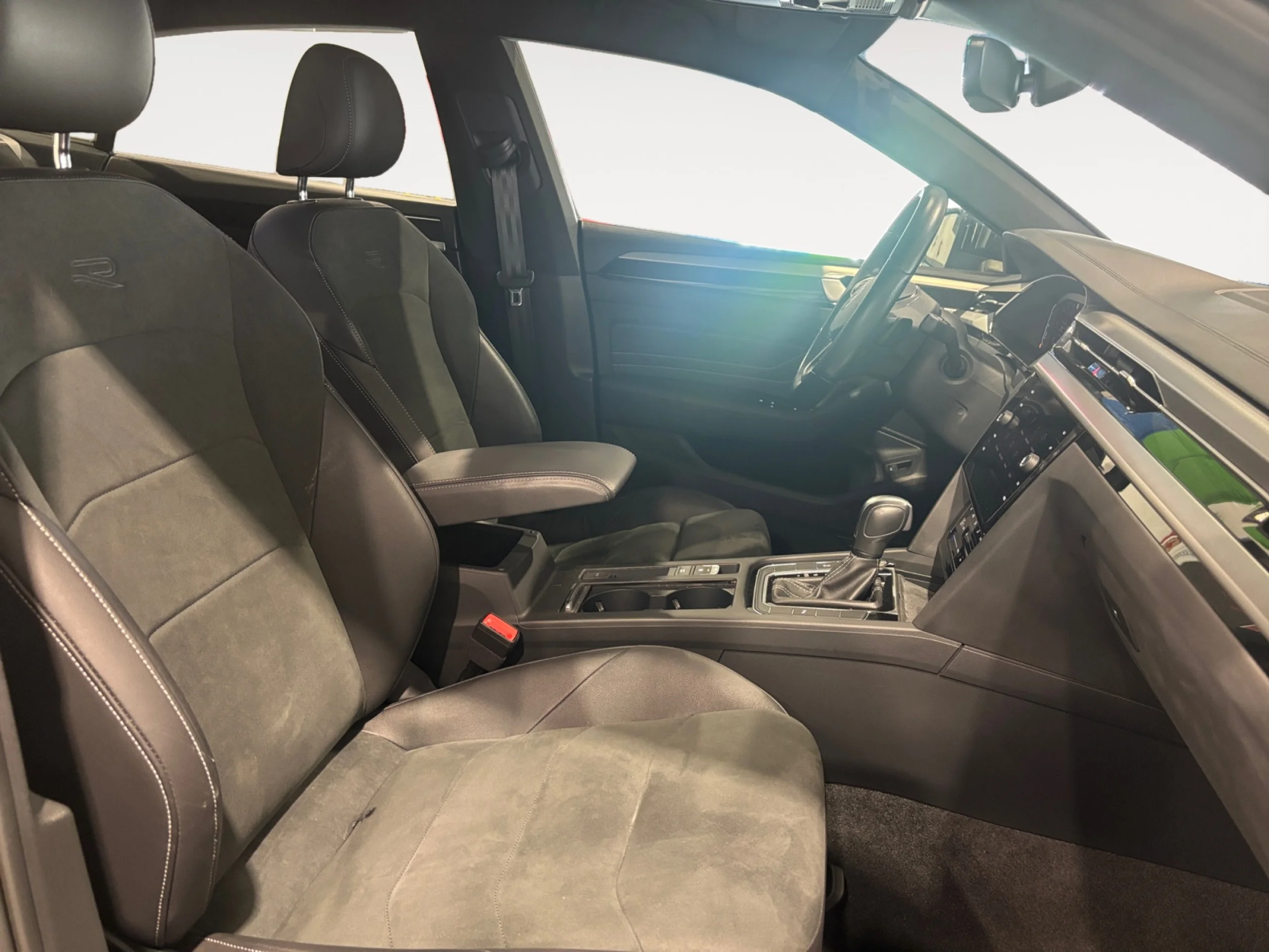 VOLKSWAGEN ARTEON R LINE 2.0 TDI 110KW (150CV) DSG - Foto 5