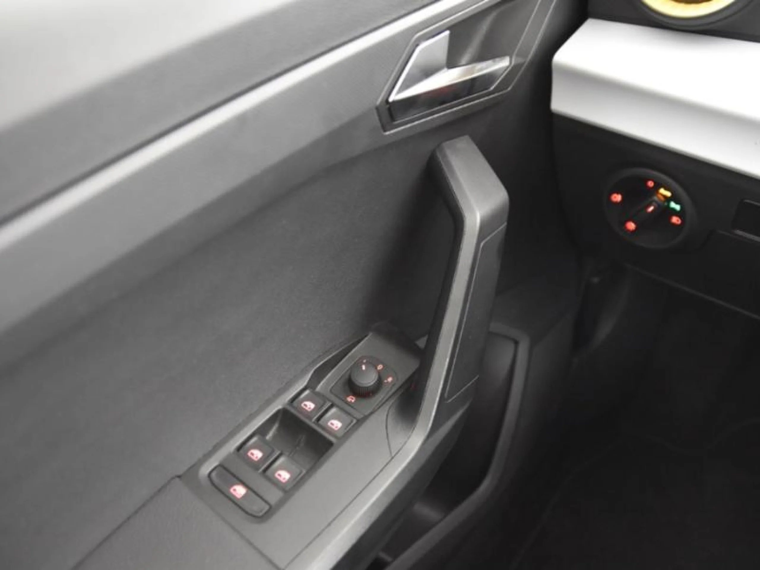 SEAT ARONA 1.0 TSI 81KW (110CV) STYLE XL - Foto 16