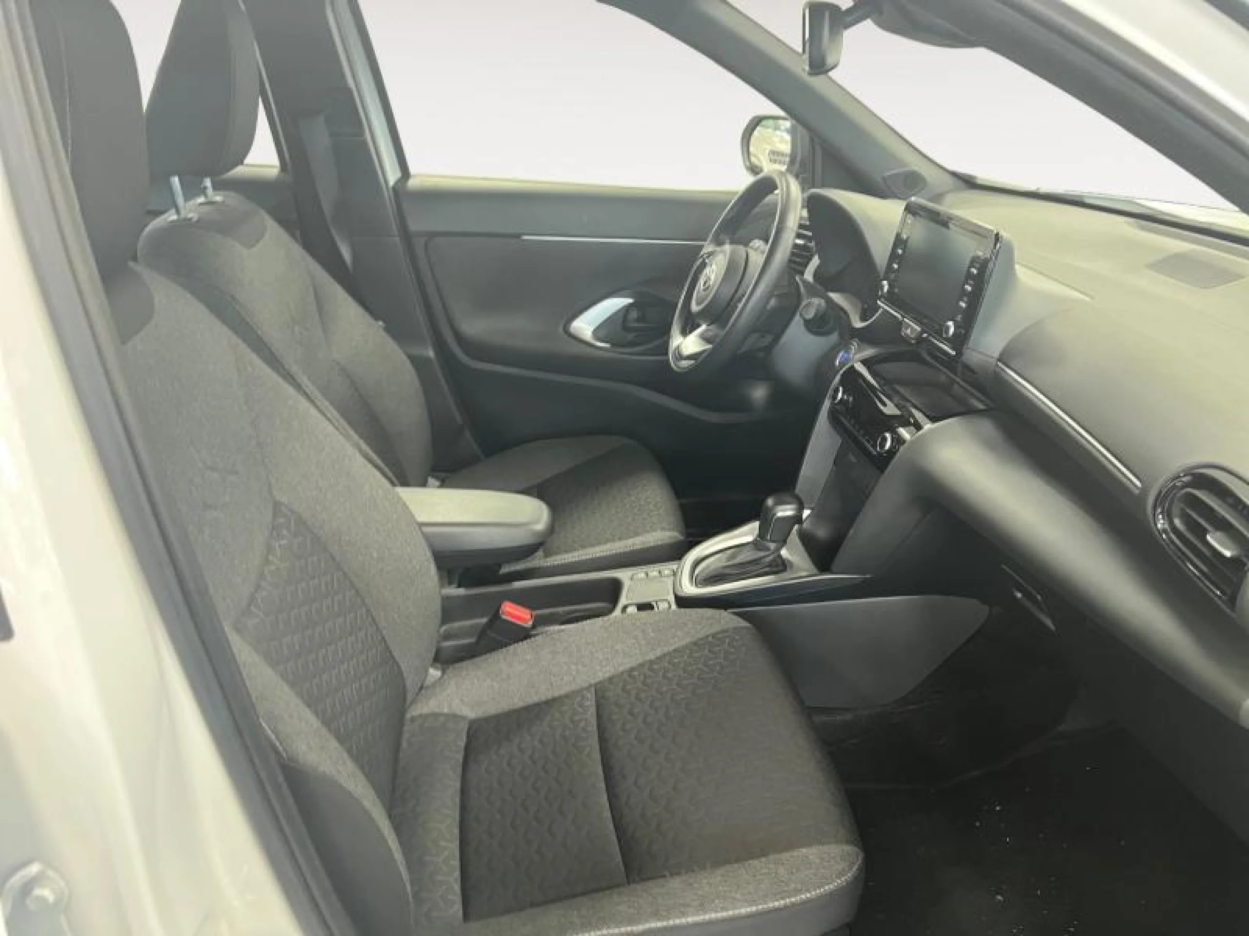 TOYOTA YARIS CROSS 1.5 120H ACTIVE PLUS - Foto 6