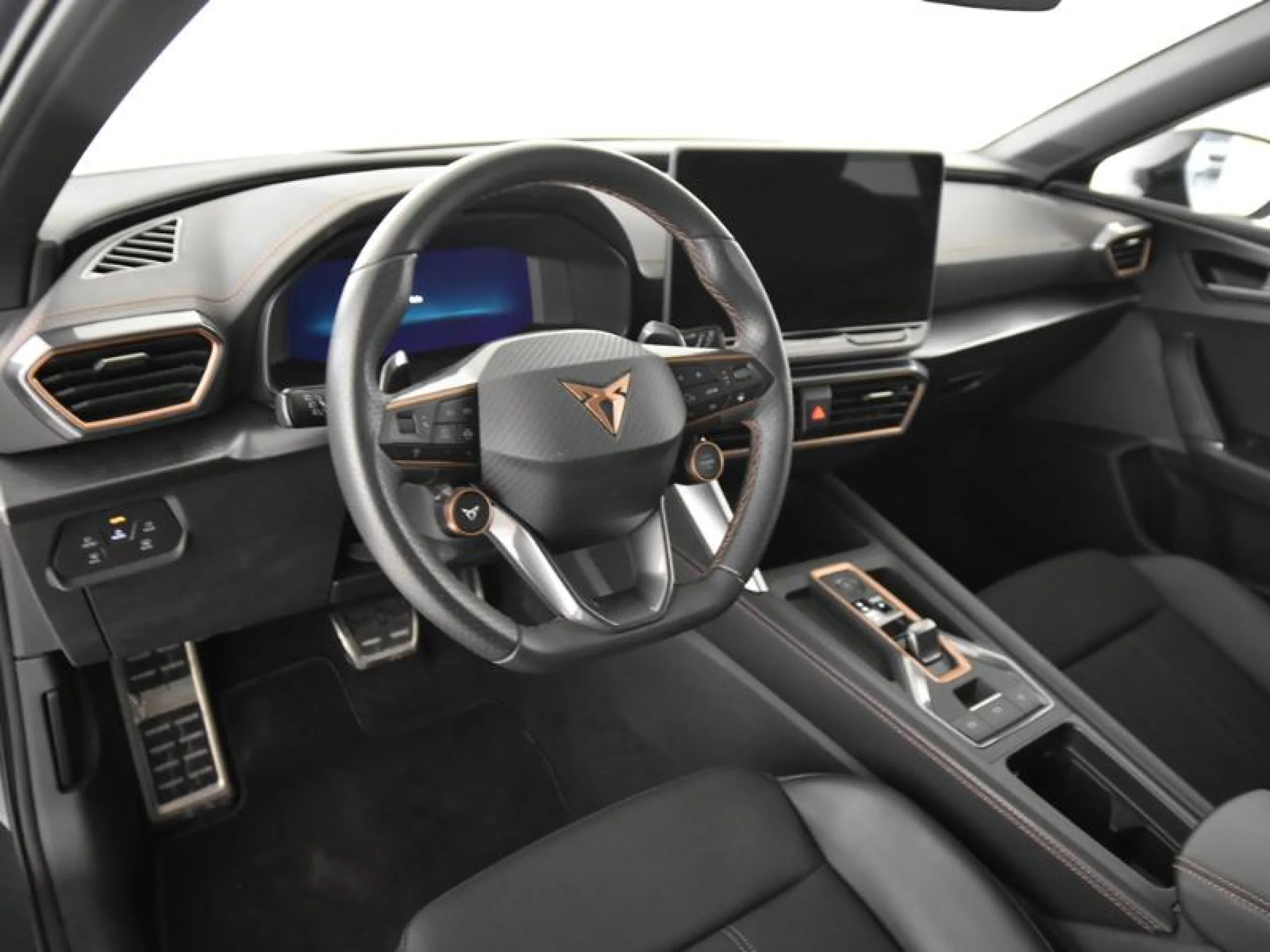 CUPRA LEON 1.5 TSI E HYBRID 150W (204CV) DSG - Foto 9