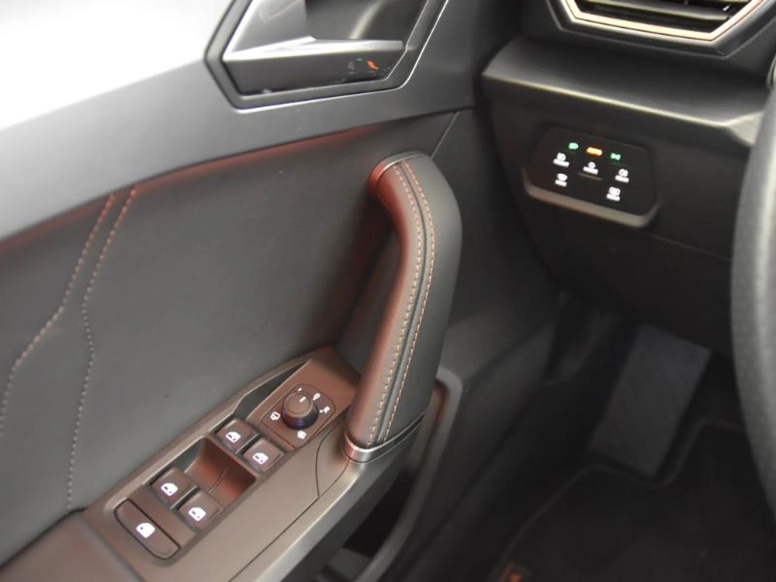 CUPRA LEON ST SP 1.5 TSI 110KW (150CV) - Foto 16