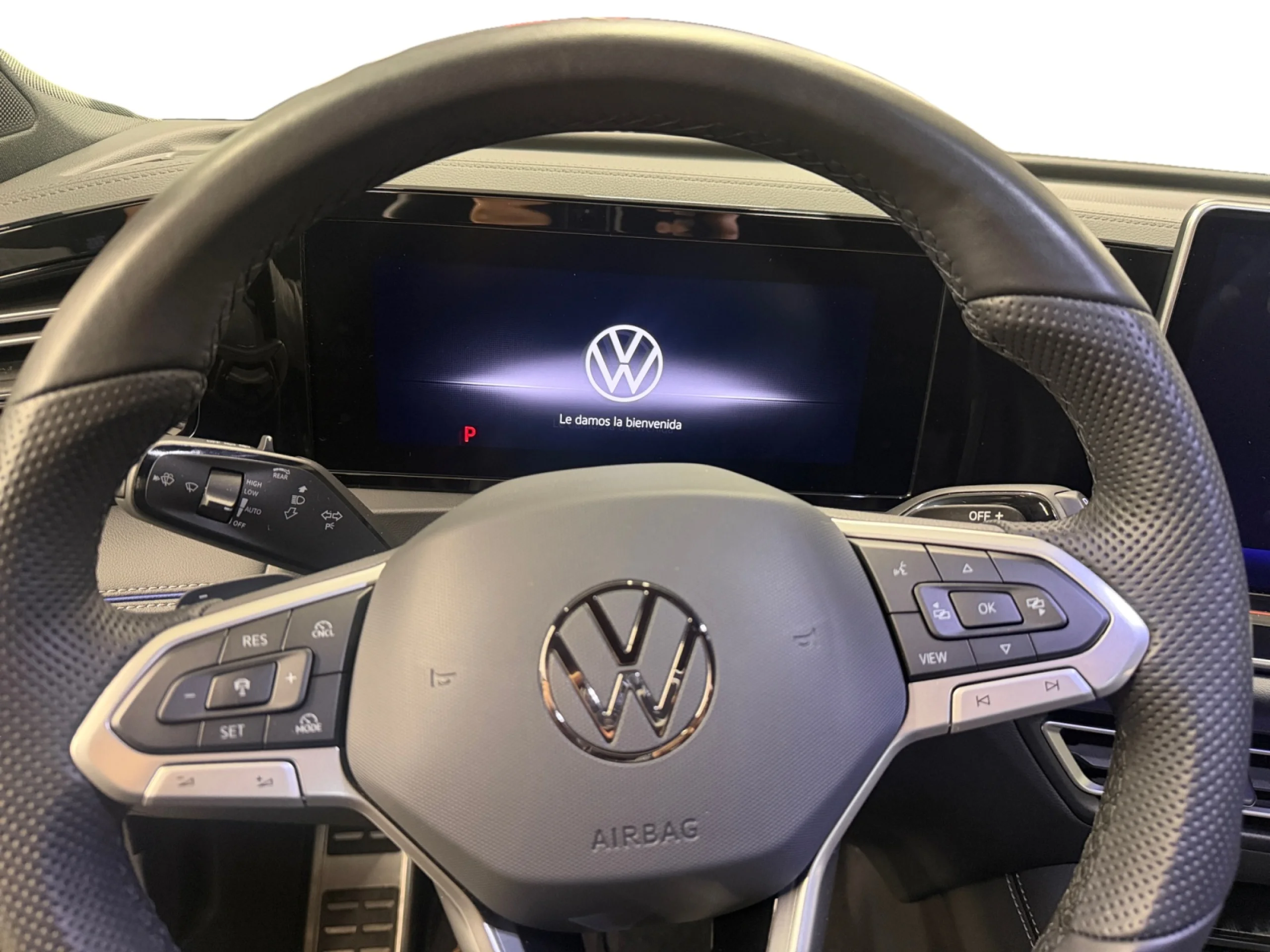 VOLKSWAGEN TIGUAN R LINE 1.5 ETSI 110KW (150CV) DSG - Foto 9