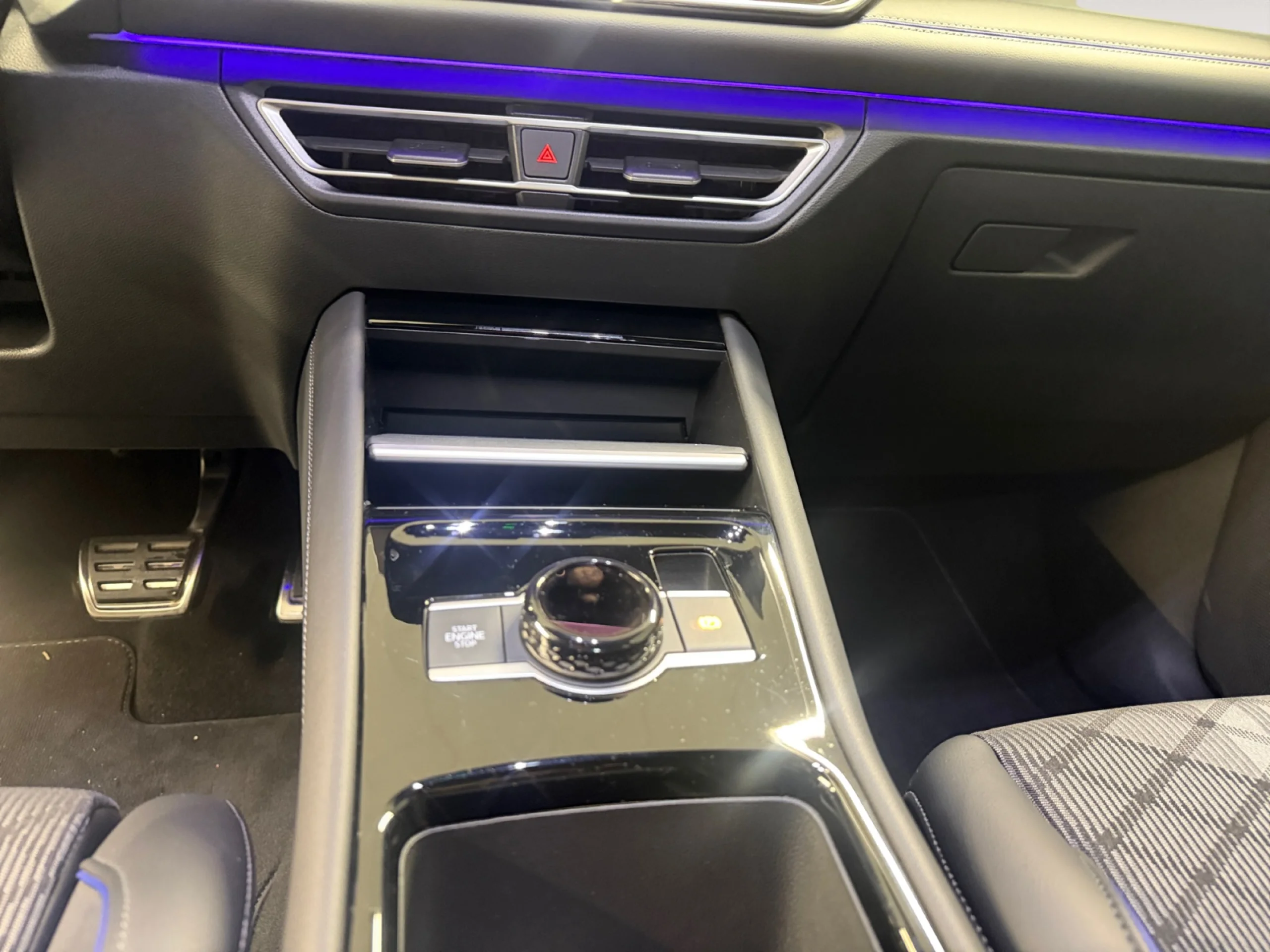 VOLKSWAGEN TIGUAN R LINE 1.5 ETSI 110KW (150CV) DSG - Foto 16