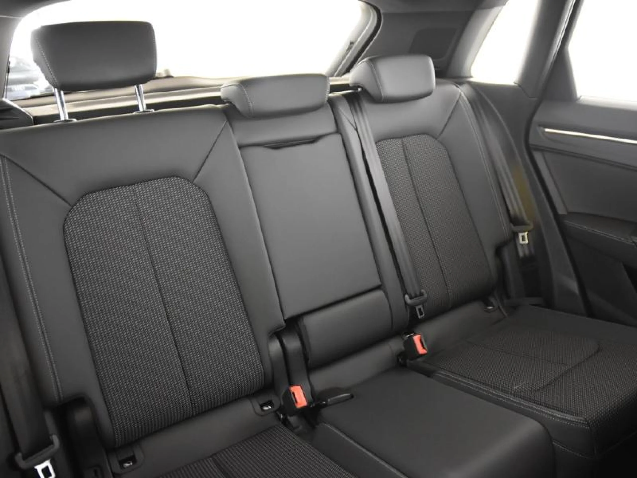 AUDI Q3 S LINE 35 TDI 110KW (150CV) S TRONIC - Foto 6