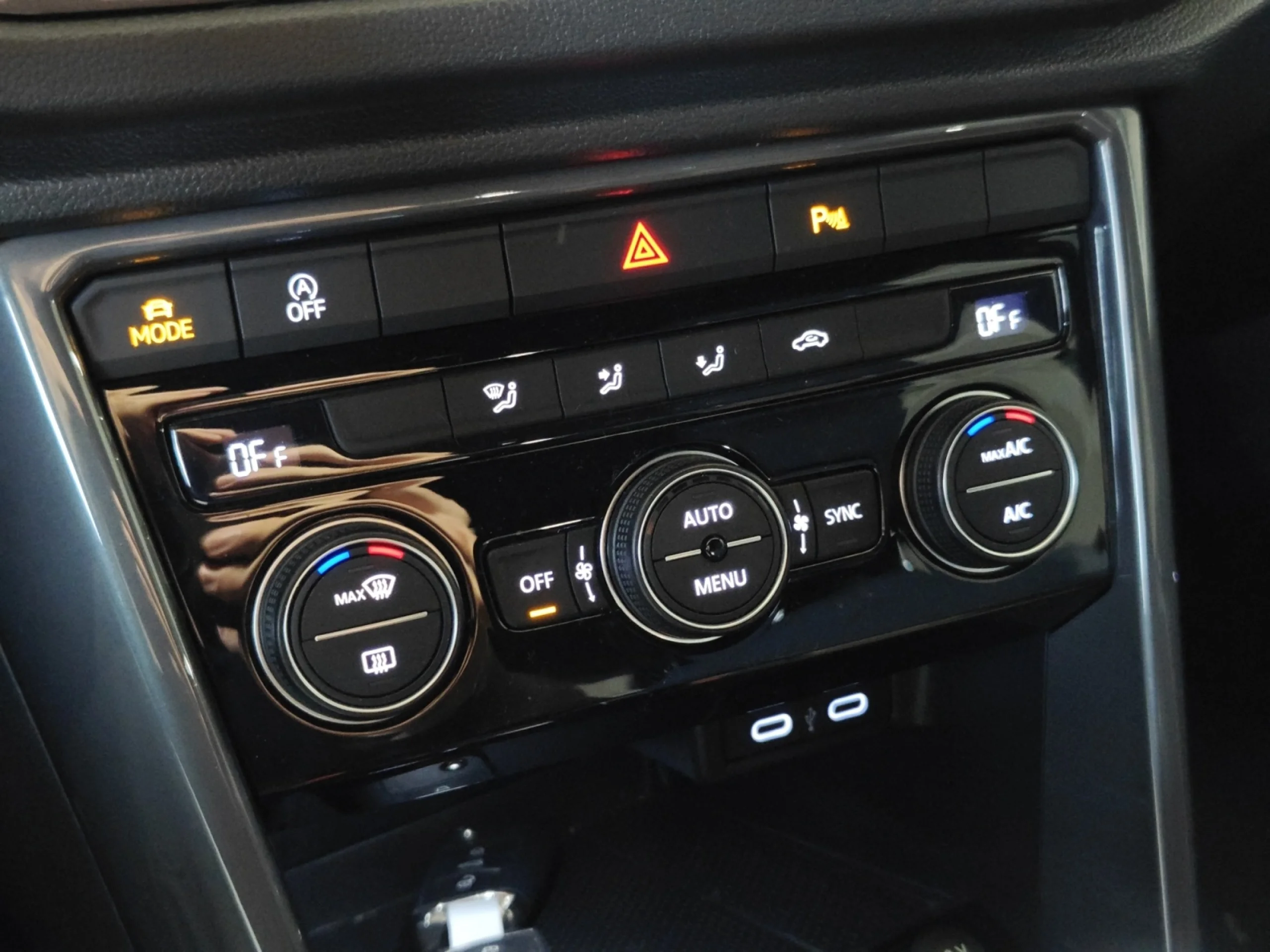 VOLKSWAGEN T ROC SPORT 1.5 TSI 110KW (150CV) DSG - Foto 20