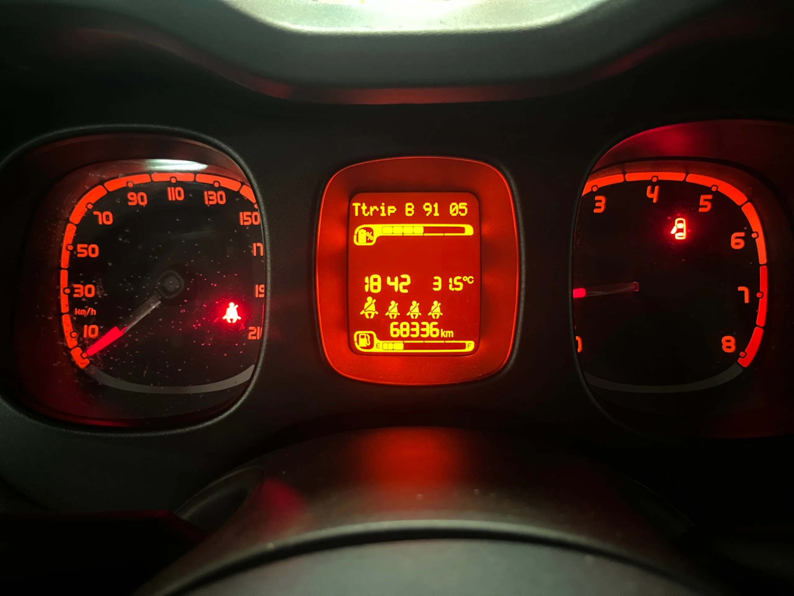FIAT PANDA CITY LIFE HYBRID 1.0 GSE 51KW (70CV) - Foto 7