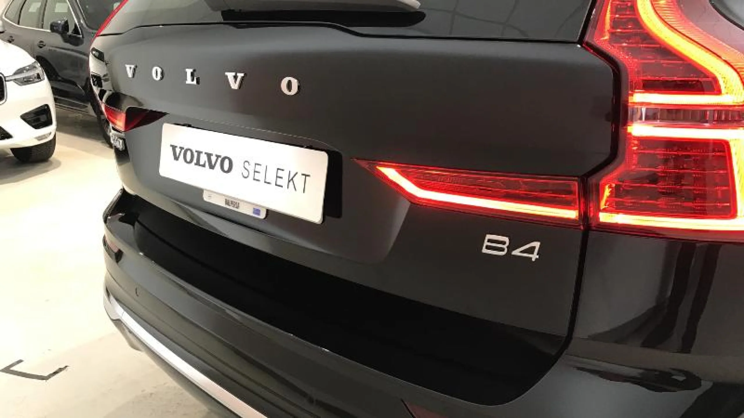 VOLVO XC60 2.0 B4 D PLUS BRIGHT AUTO - Foto 23