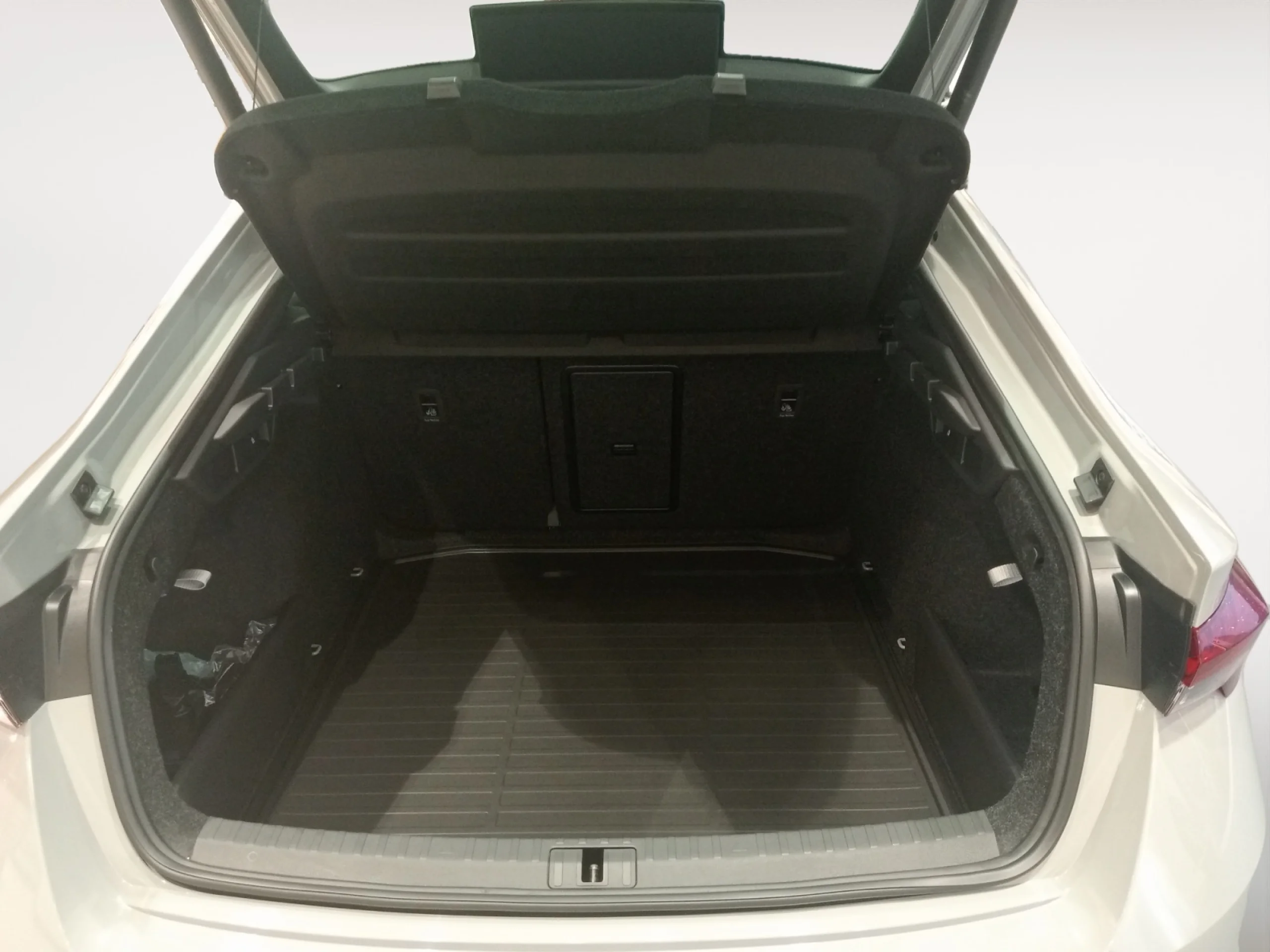 SKODA OCTAVIA 2.0 TDI 110KW (150 CV) DSG SPORTLINE - Foto 7