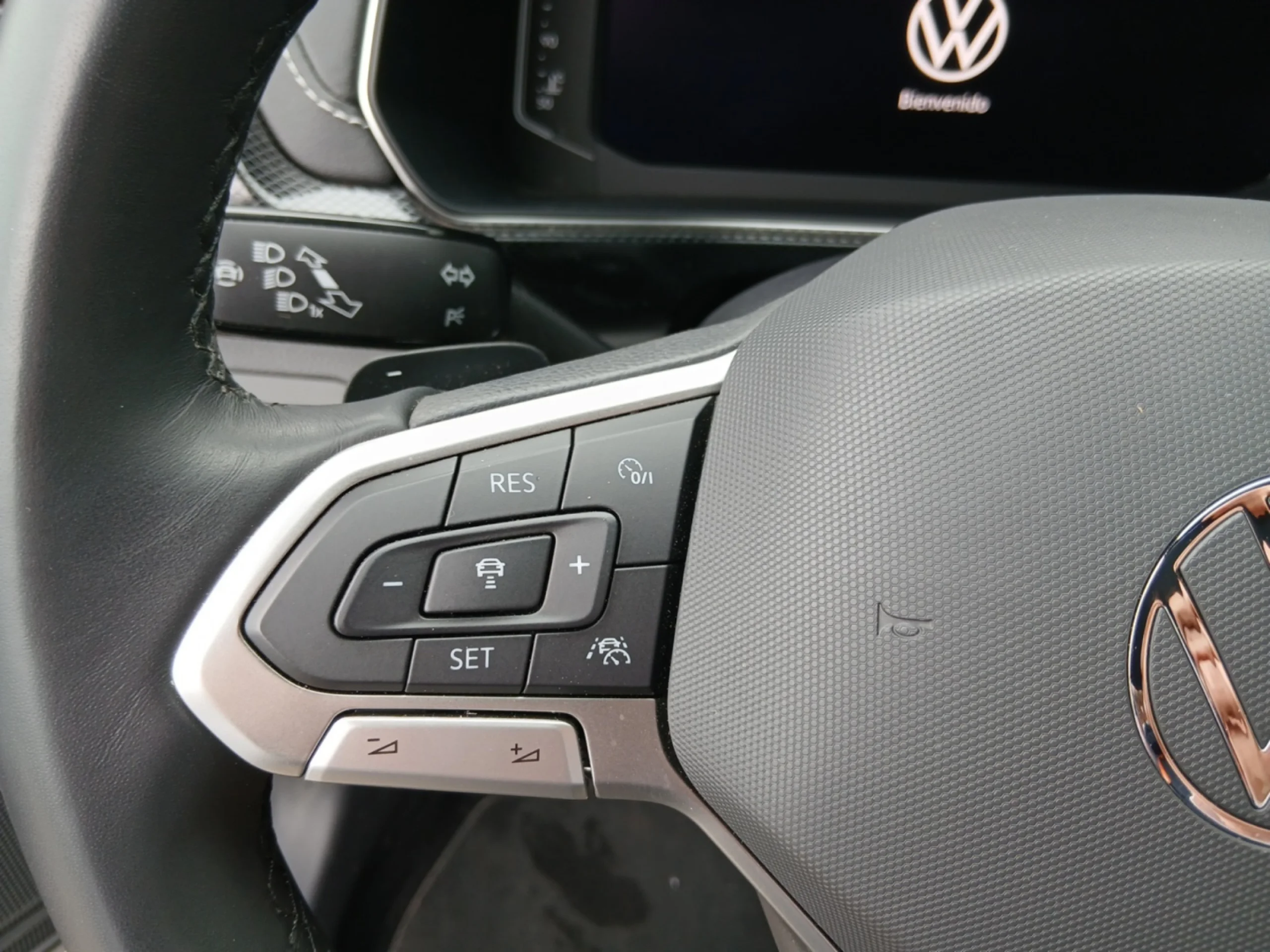 VOLKSWAGEN T CROSS T CROSS R LINE 1.5 TSI 110 KW (150 CV) AUTOMATICO DSG 7 VEL. - Foto 9