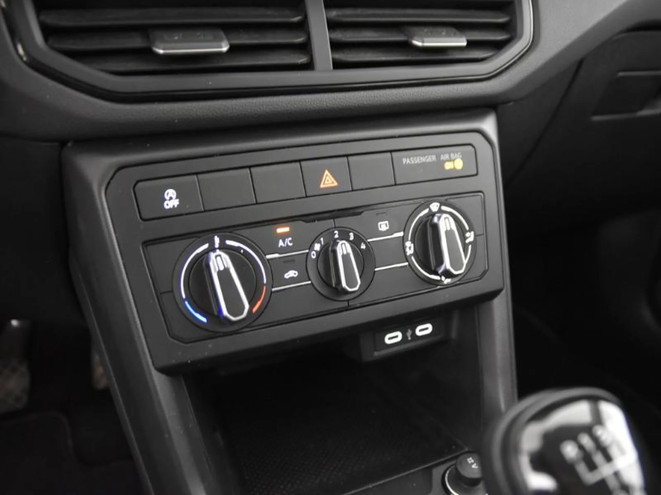 VOLKSWAGEN T CROSS ADVANCE 1.0 TSI 70KW (95CV) - Foto 11