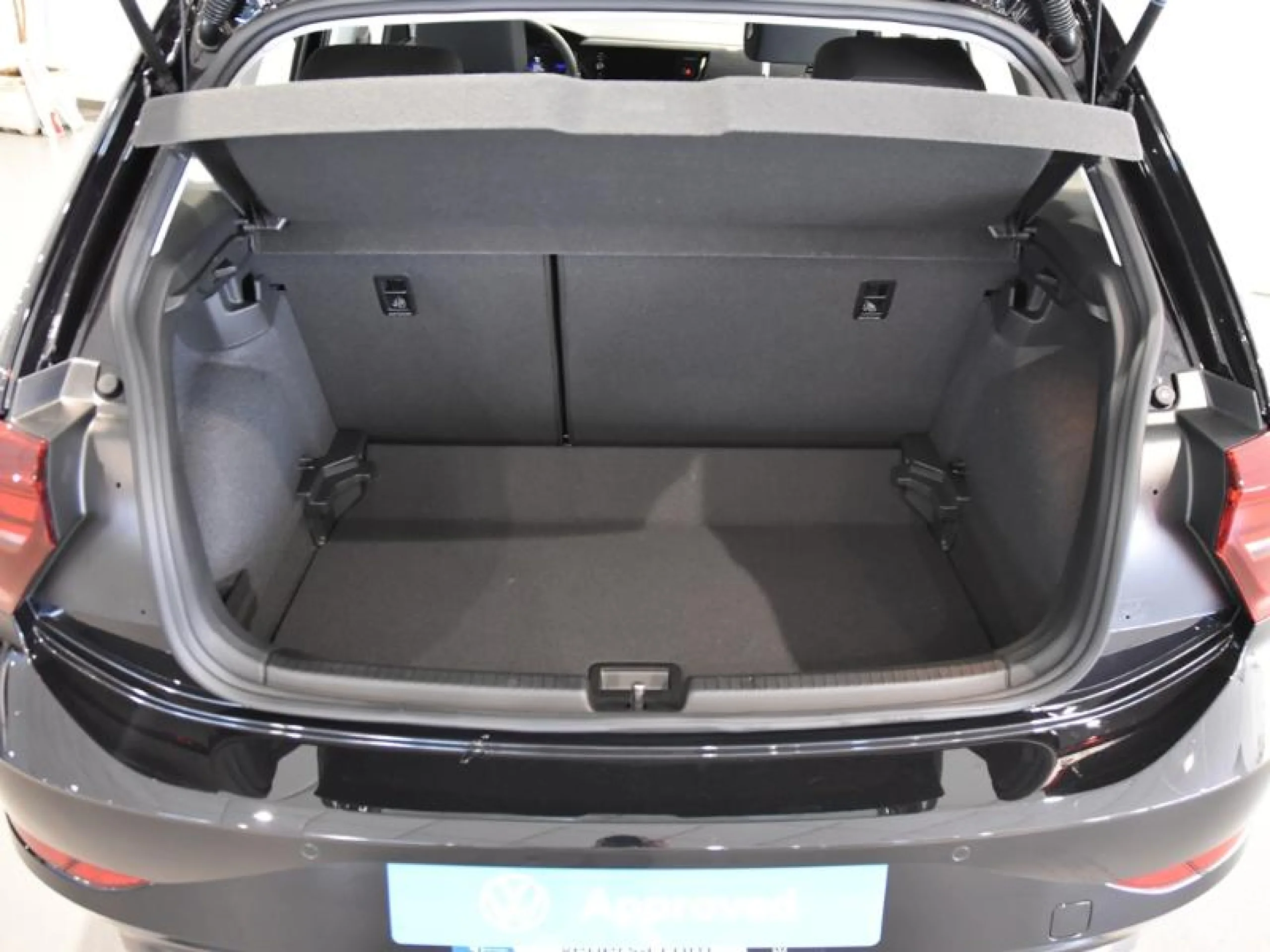 VOLKSWAGEN POLO POLO MATCH 1.0 TSI 70 KW (95 CV)  5 VEL. - Foto 8