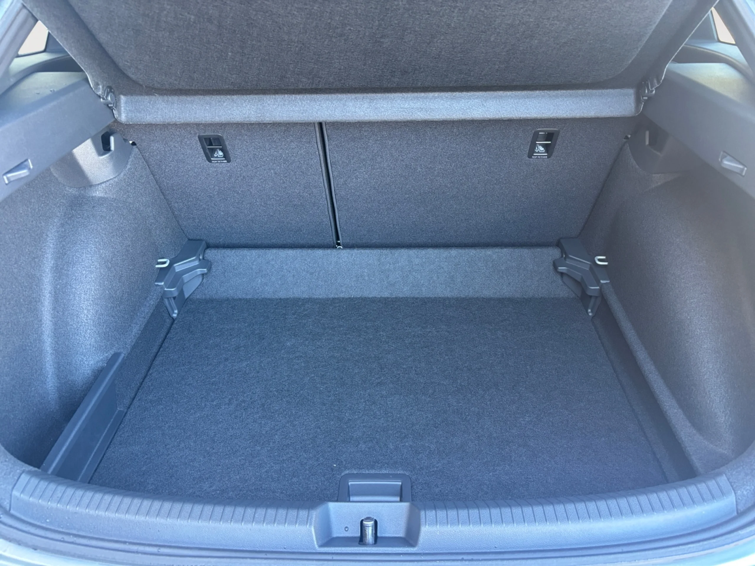 VOLKSWAGEN TAIGO TAIGO R LINE  1.0 TSI 85 KW (116 CV)  AUTOMÁTICO DSG 7 VEL. - Foto 7