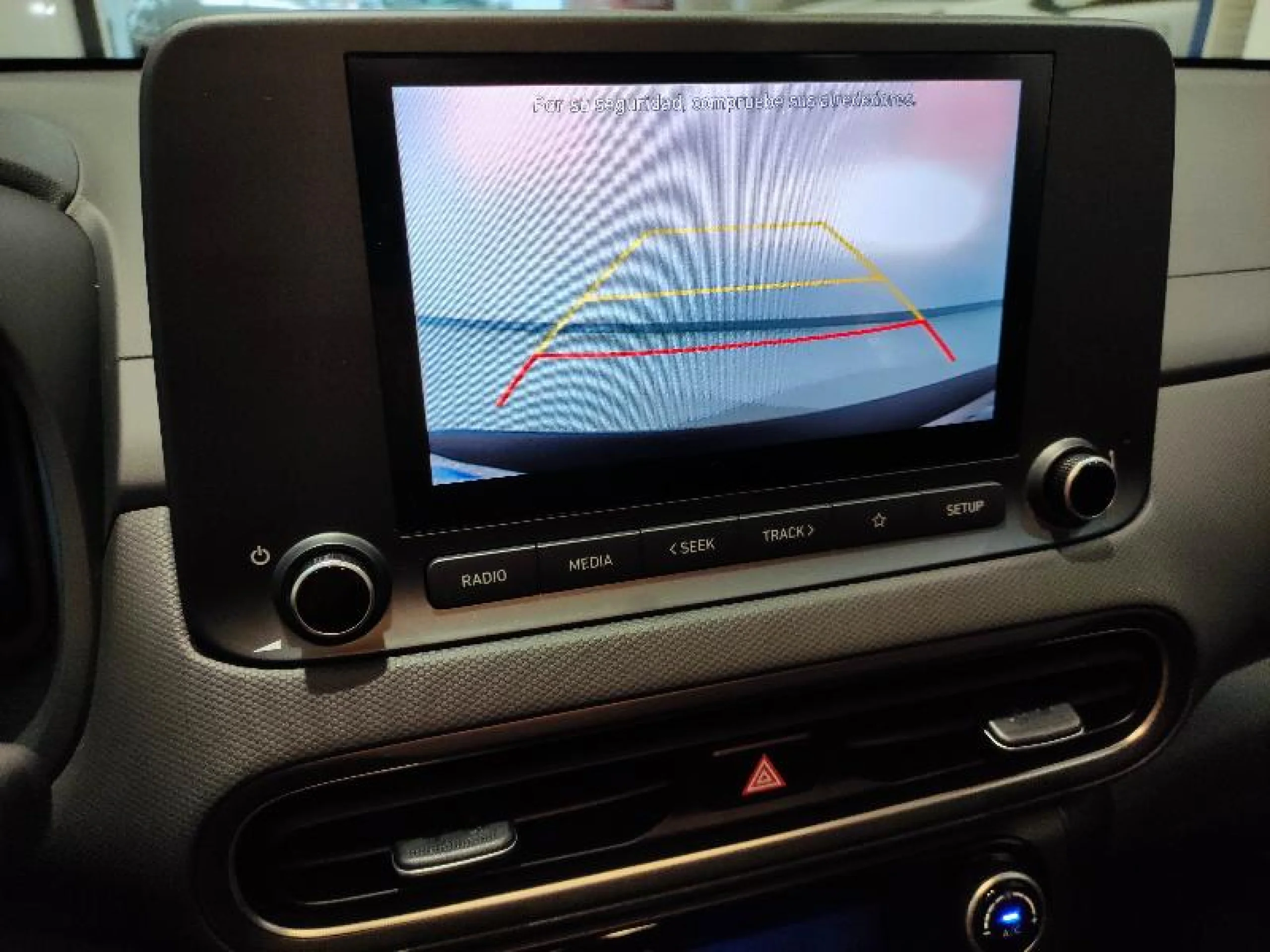 HYUNDAI KONA 1.0 TGDI MAXX 4X2 - Foto 8