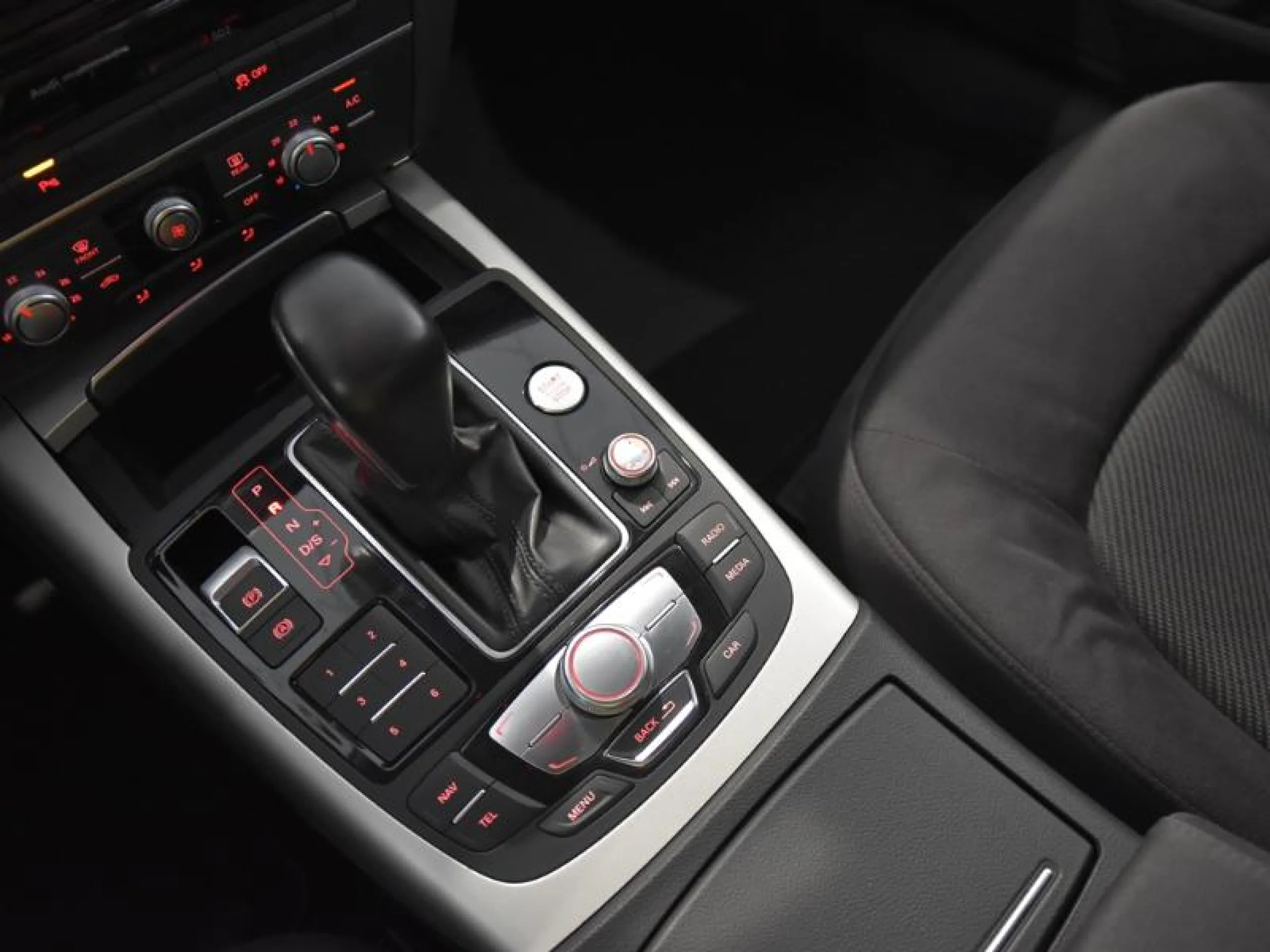 AUDI A6 2.0 TDI 190CV ULTRA S TRONIC - Foto 12