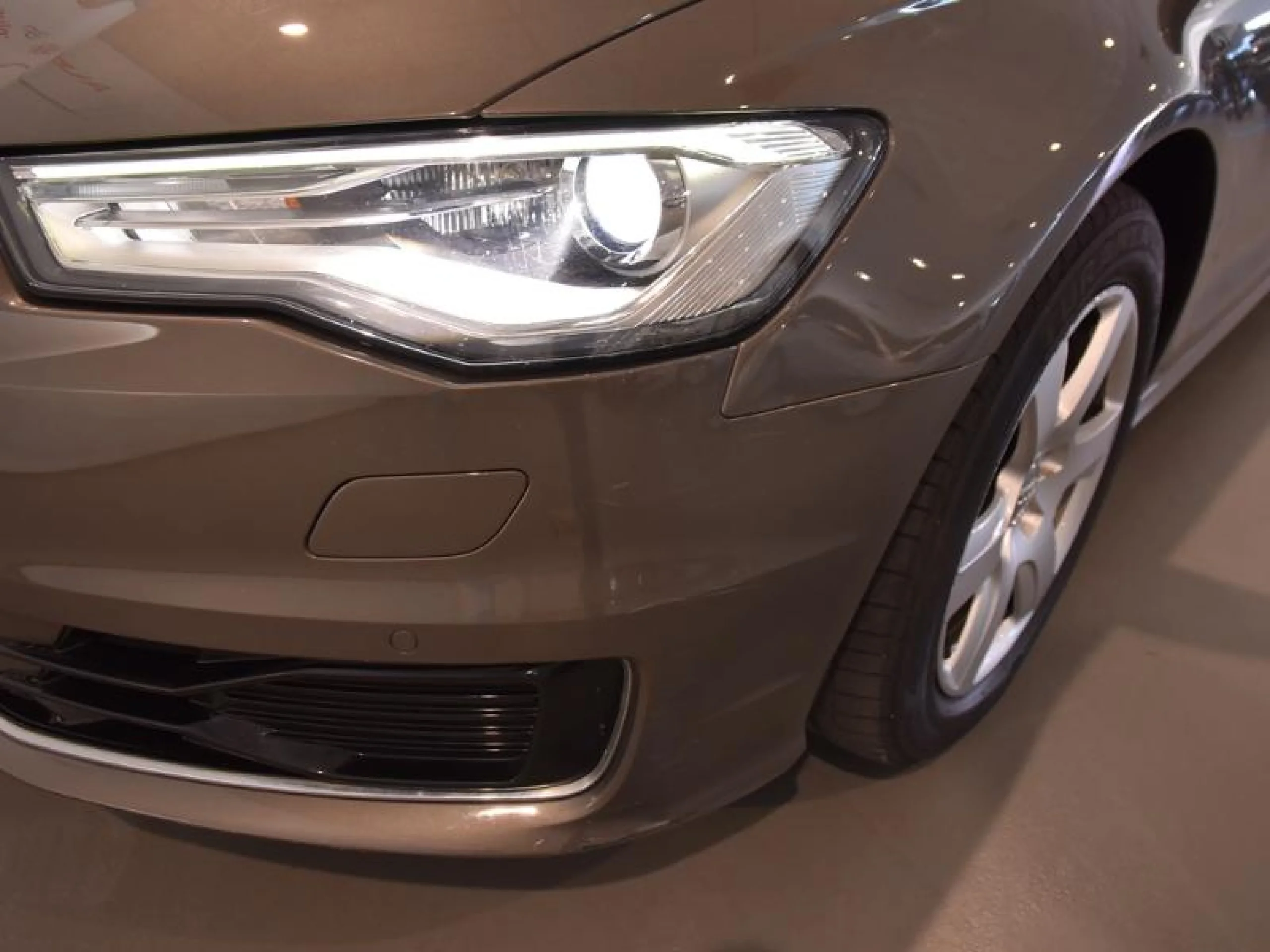 AUDI A6 2.0 TDI 190CV ULTRA S TRONIC - Foto 23