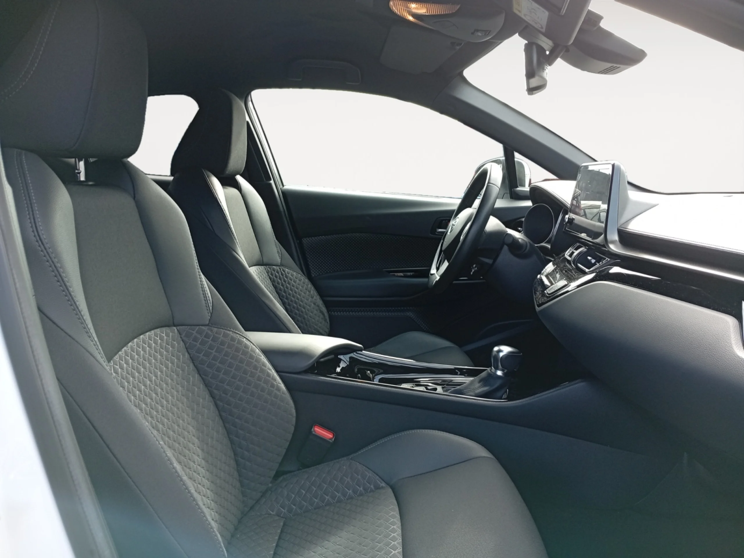 TOYOTA C HR 2.0 180H ADVANCE - Foto 5