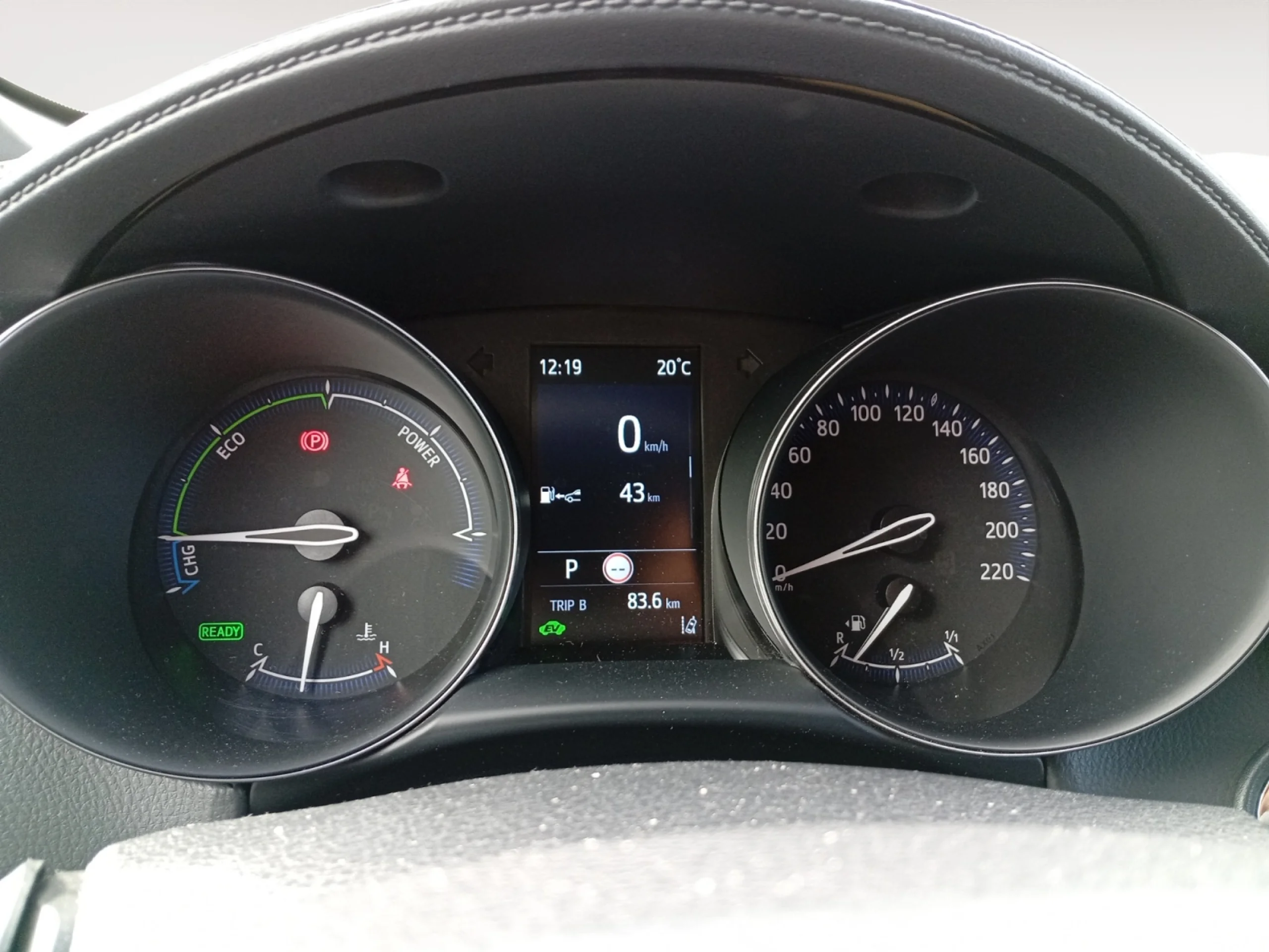 TOYOTA C HR 2.0 180H ADVANCE - Foto 10