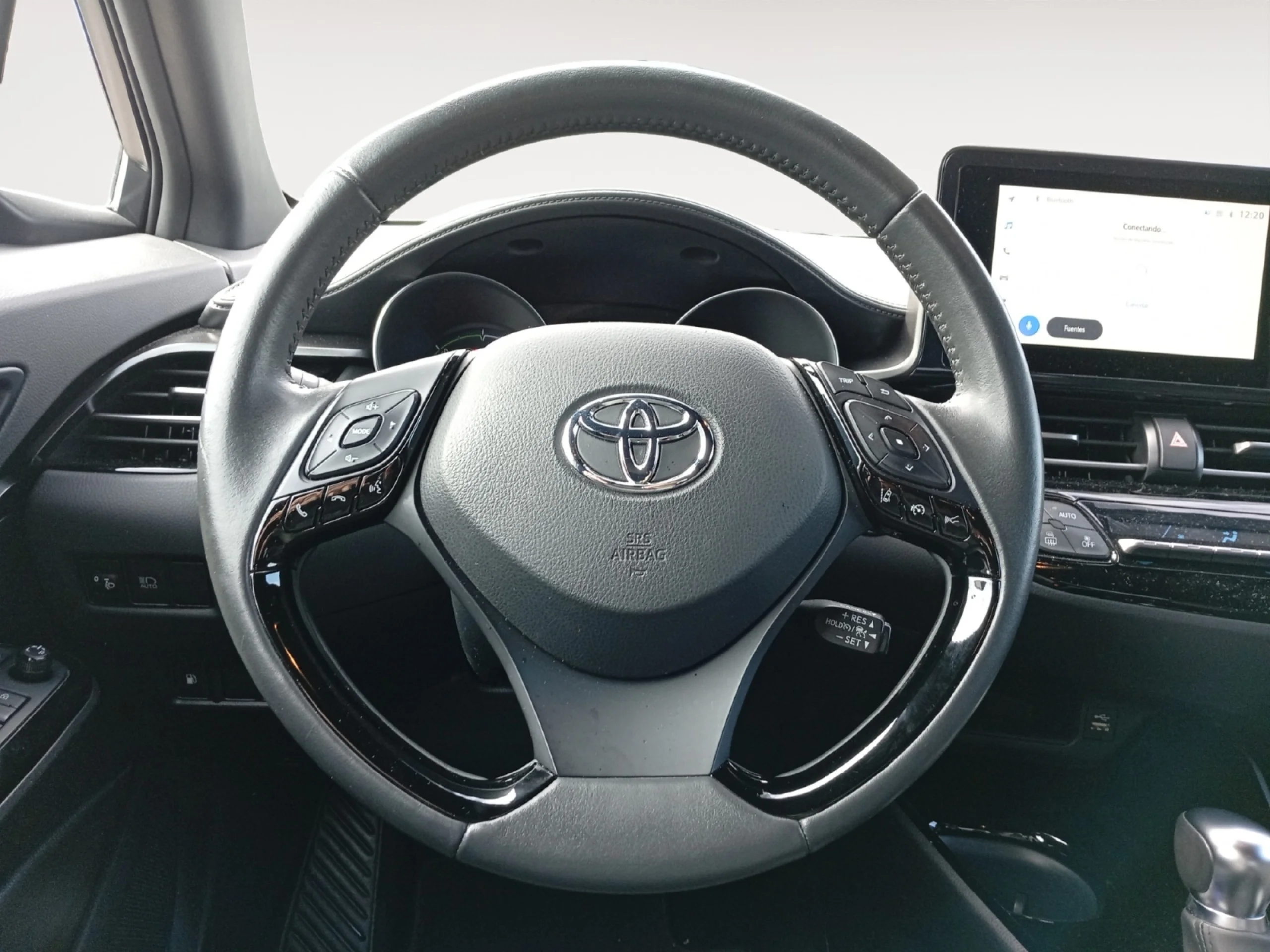 TOYOTA C HR 2.0 180H ADVANCE - Foto 11