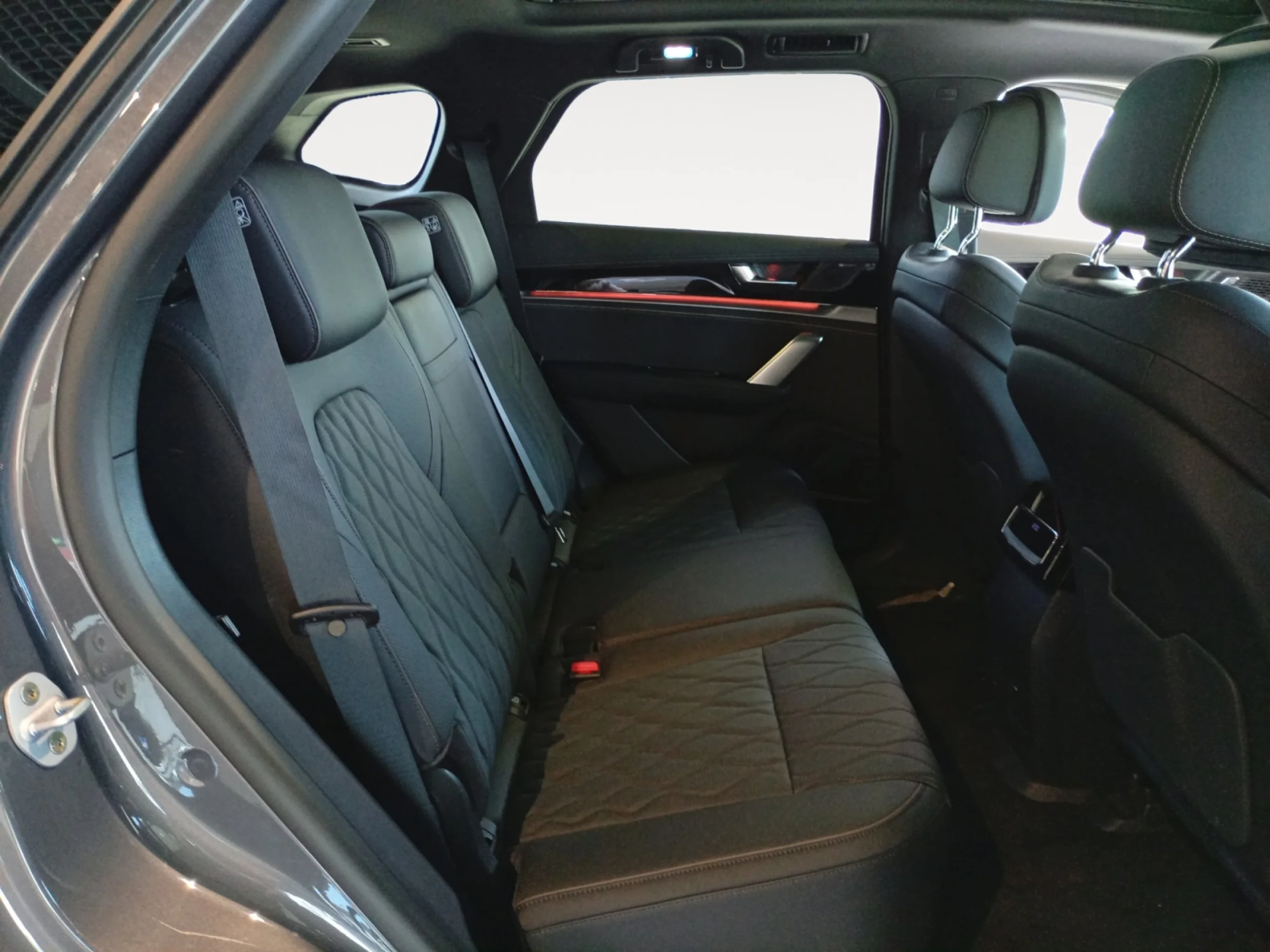 BYD TANG FLAGSHIP - Foto 6