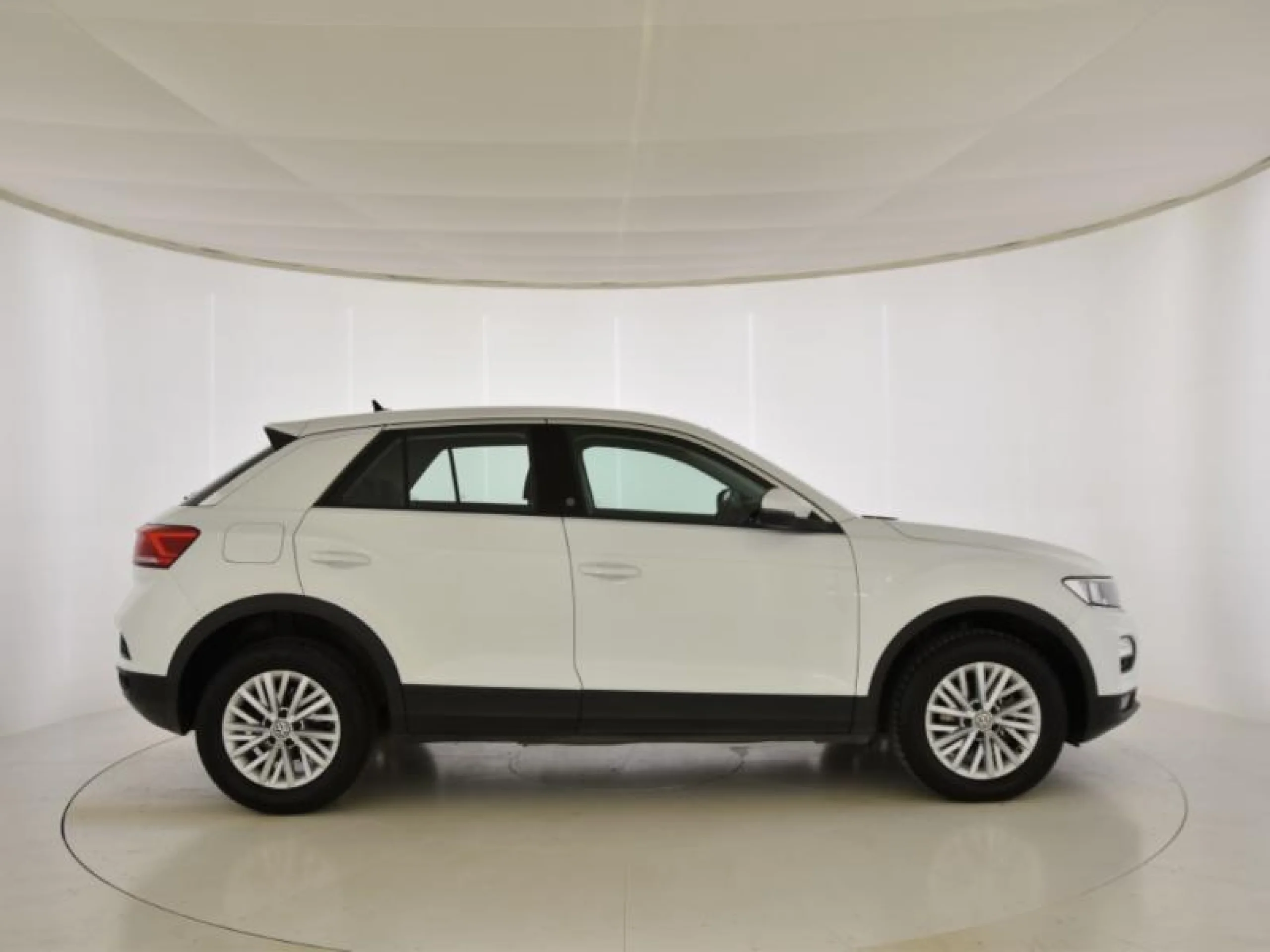 VOLKSWAGEN T ROC EDITION 1.6 TDI 85KW (115CV) - Foto 3