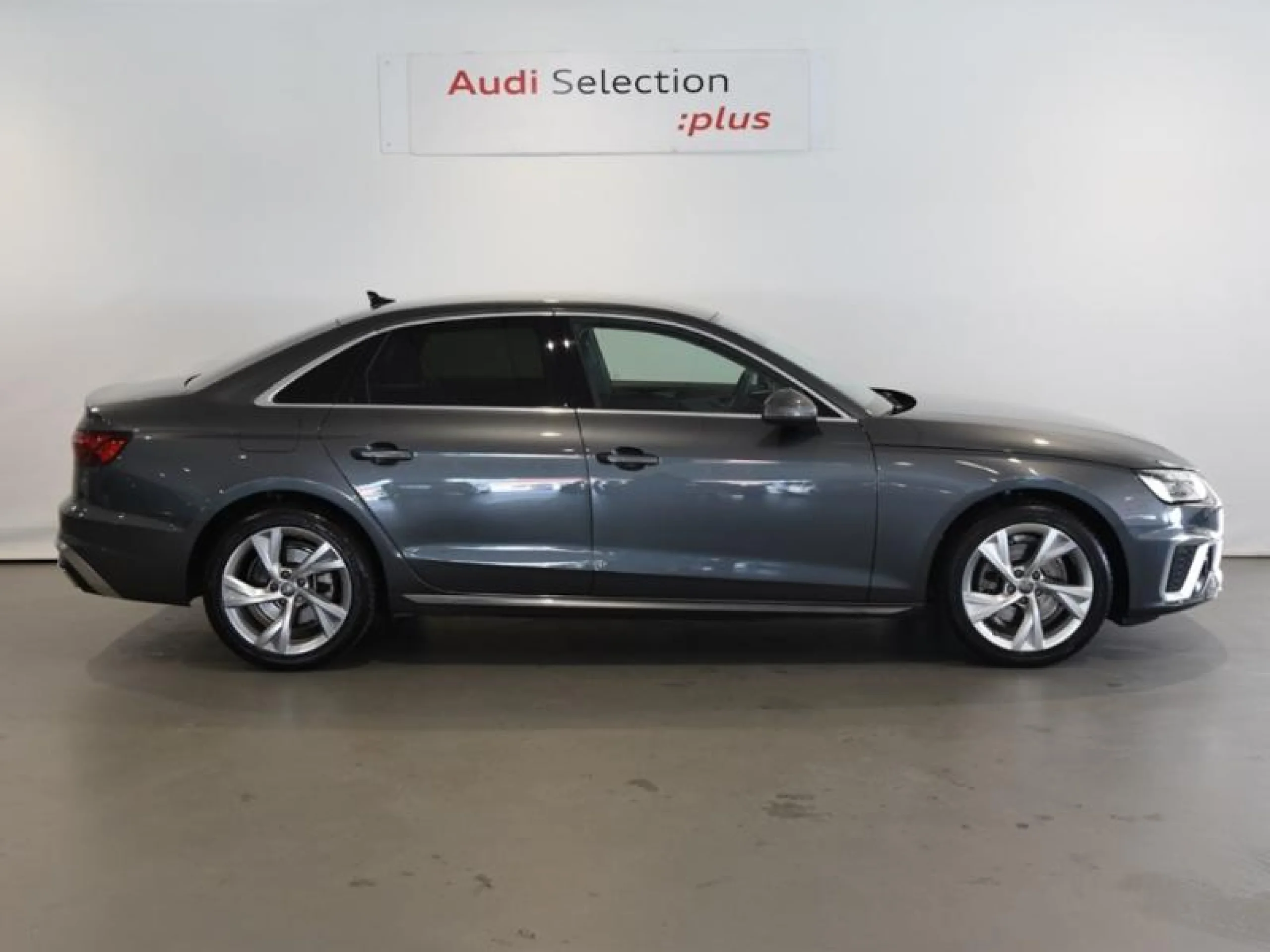 AUDI A4 S LINE 30 TDI 100KW (136CV) S TRONIC - Foto 3