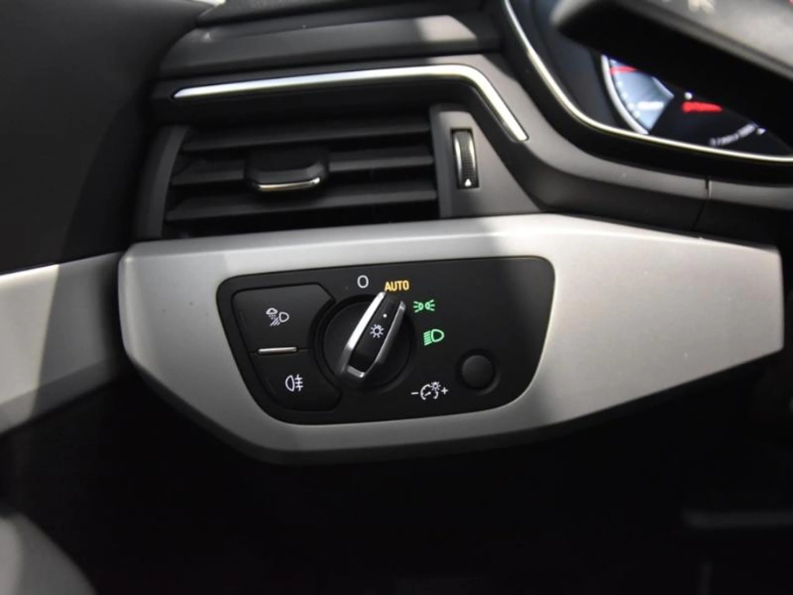 AUDI A4 S LINE 30 TDI 100KW (136CV) S TRONIC - Foto 19