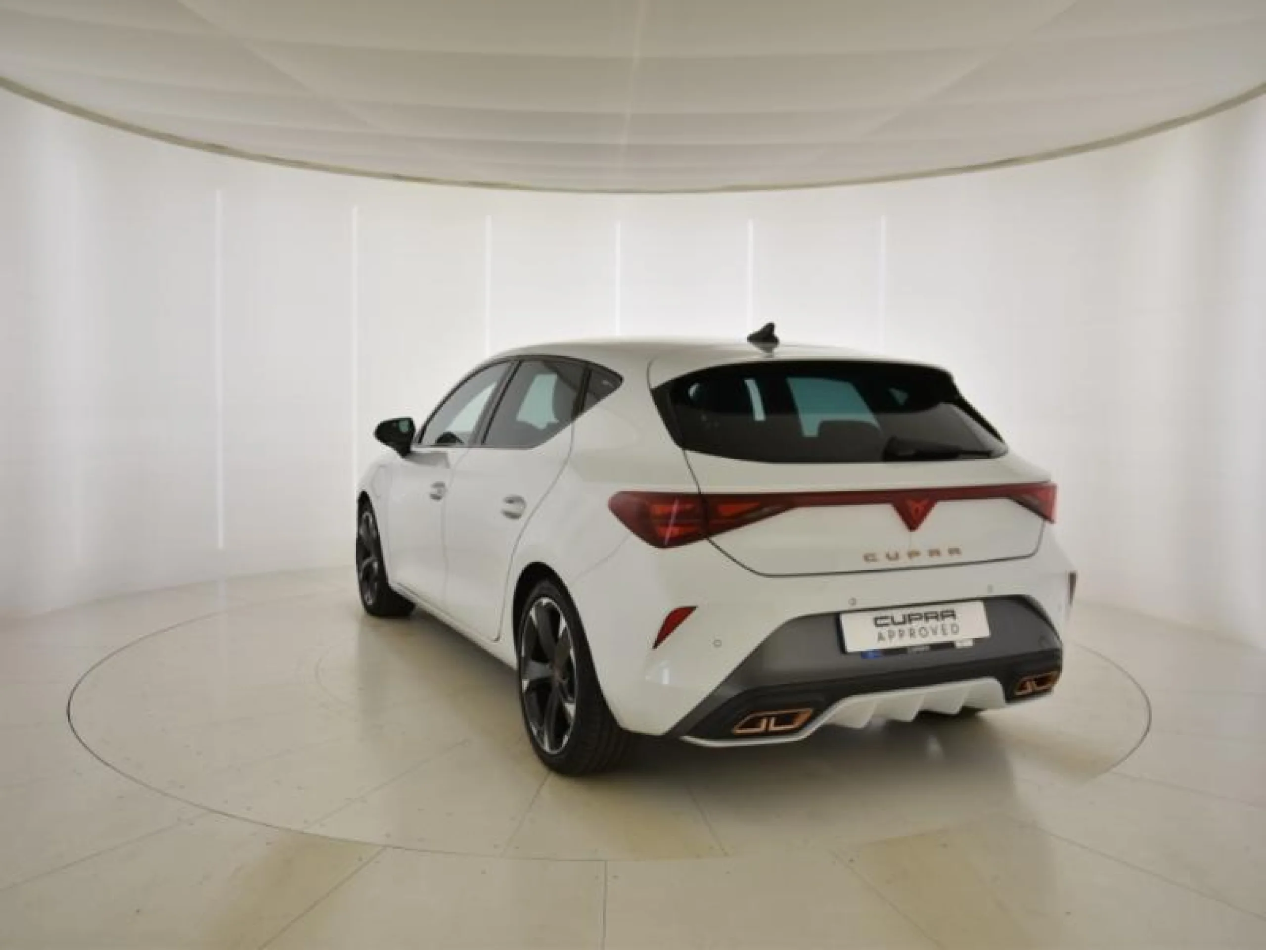 CUPRA LEON 1.5 TSI E HYBRID 150W (204CV) DSG - Foto 2