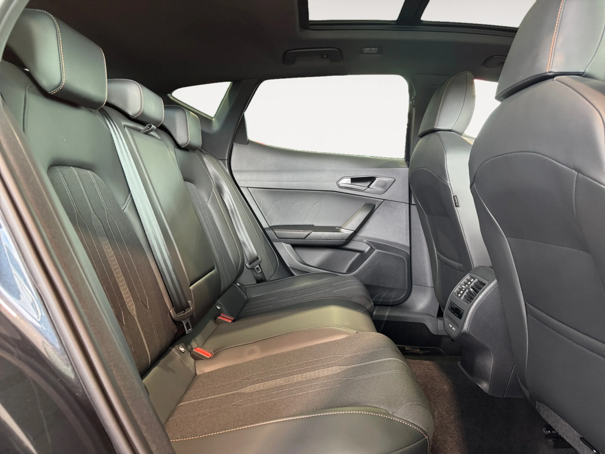 CUPRA FORMENTOR 2.0 TDI 110KW (150 CV) 4DRIVE DSG - Foto 6