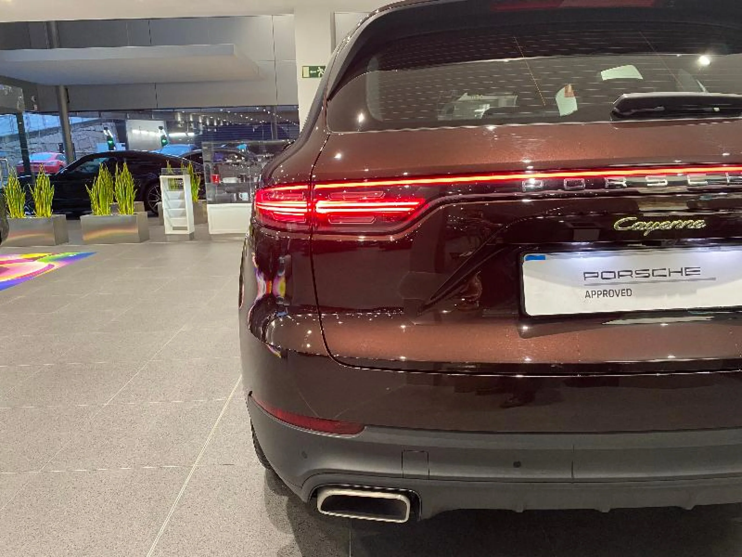 PORSCHE CAYENNE E HYBRID - Foto 9